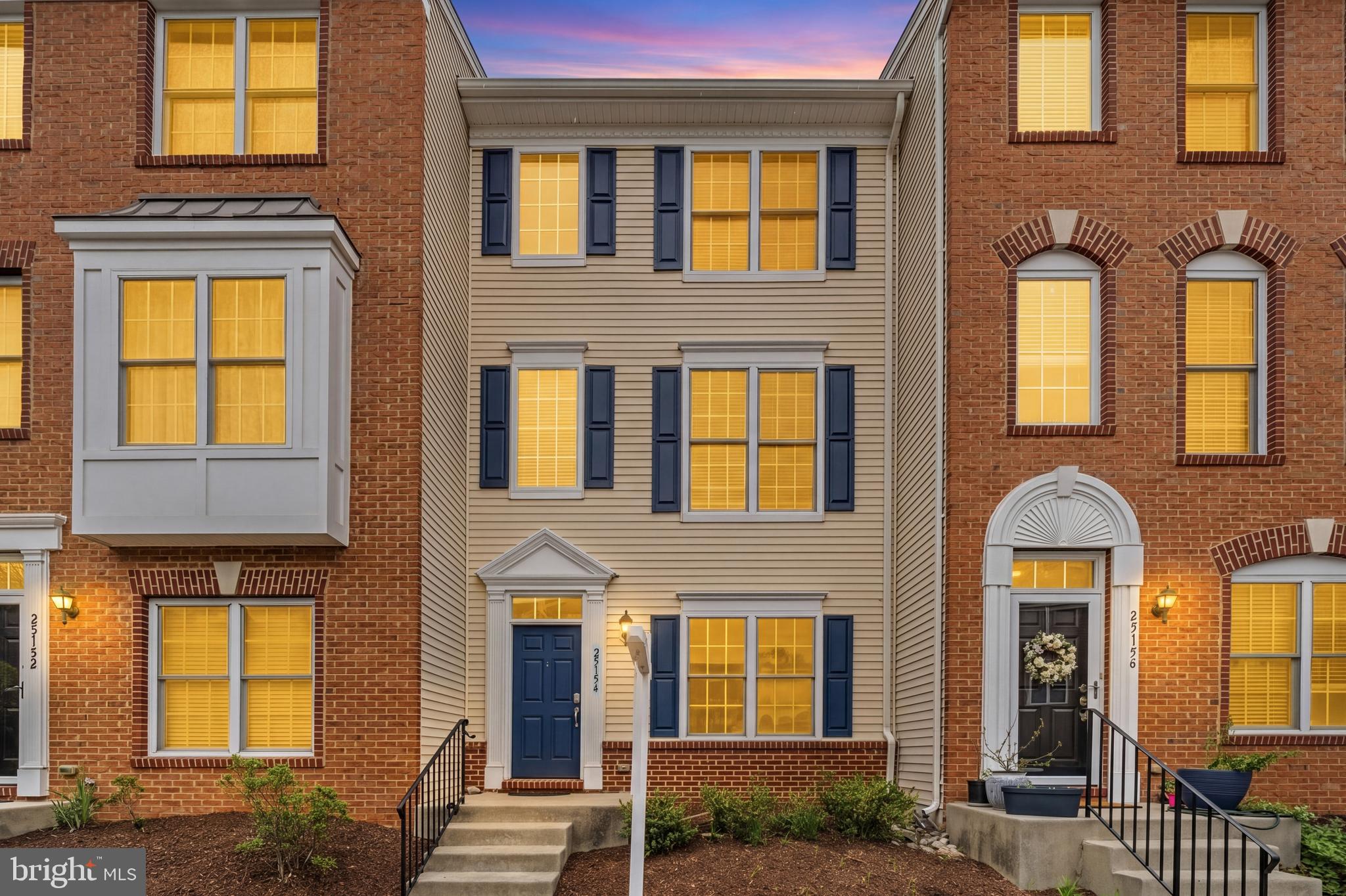AMBERLEA AT SOUTH RIDING - Residential