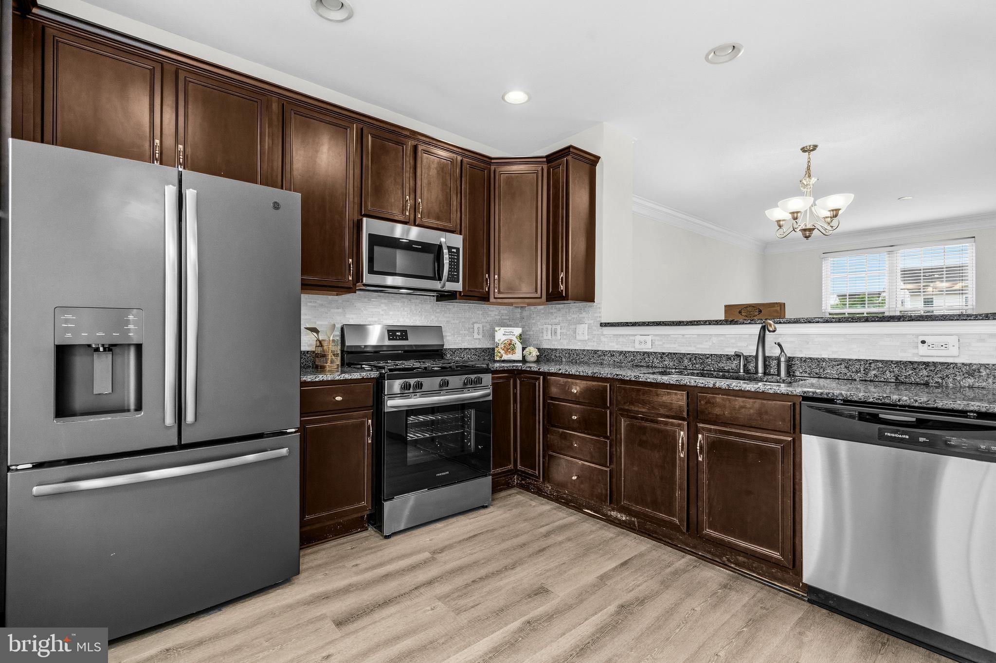 AMBERLEA AT SOUTH RIDING - Residential