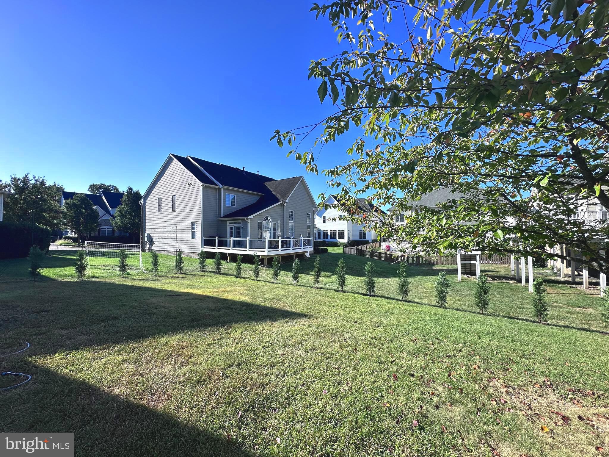 LANSDOWNE ON THE POTOMAC - Residential