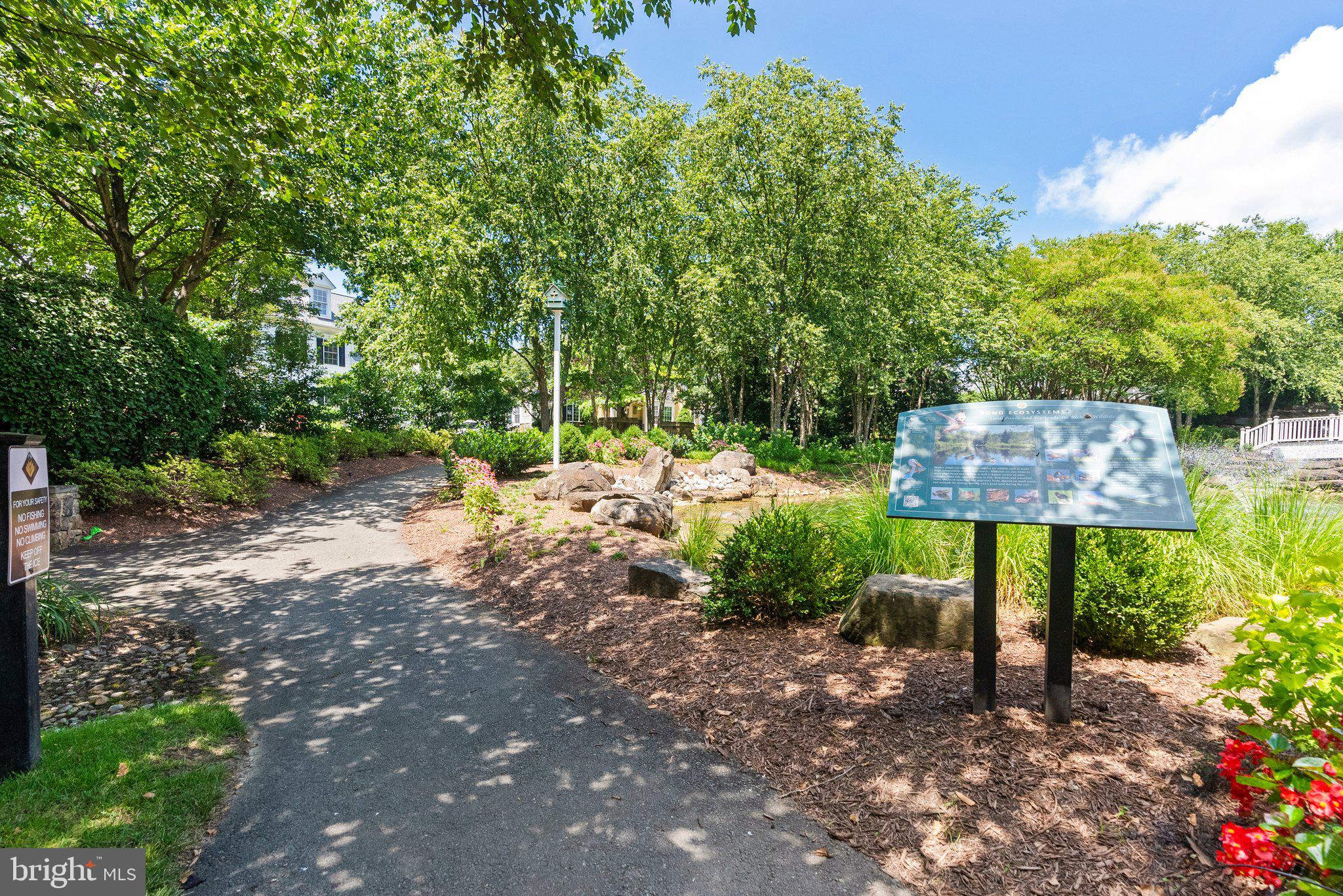 LANSDOWNE ON THE POTOMAC - Residential