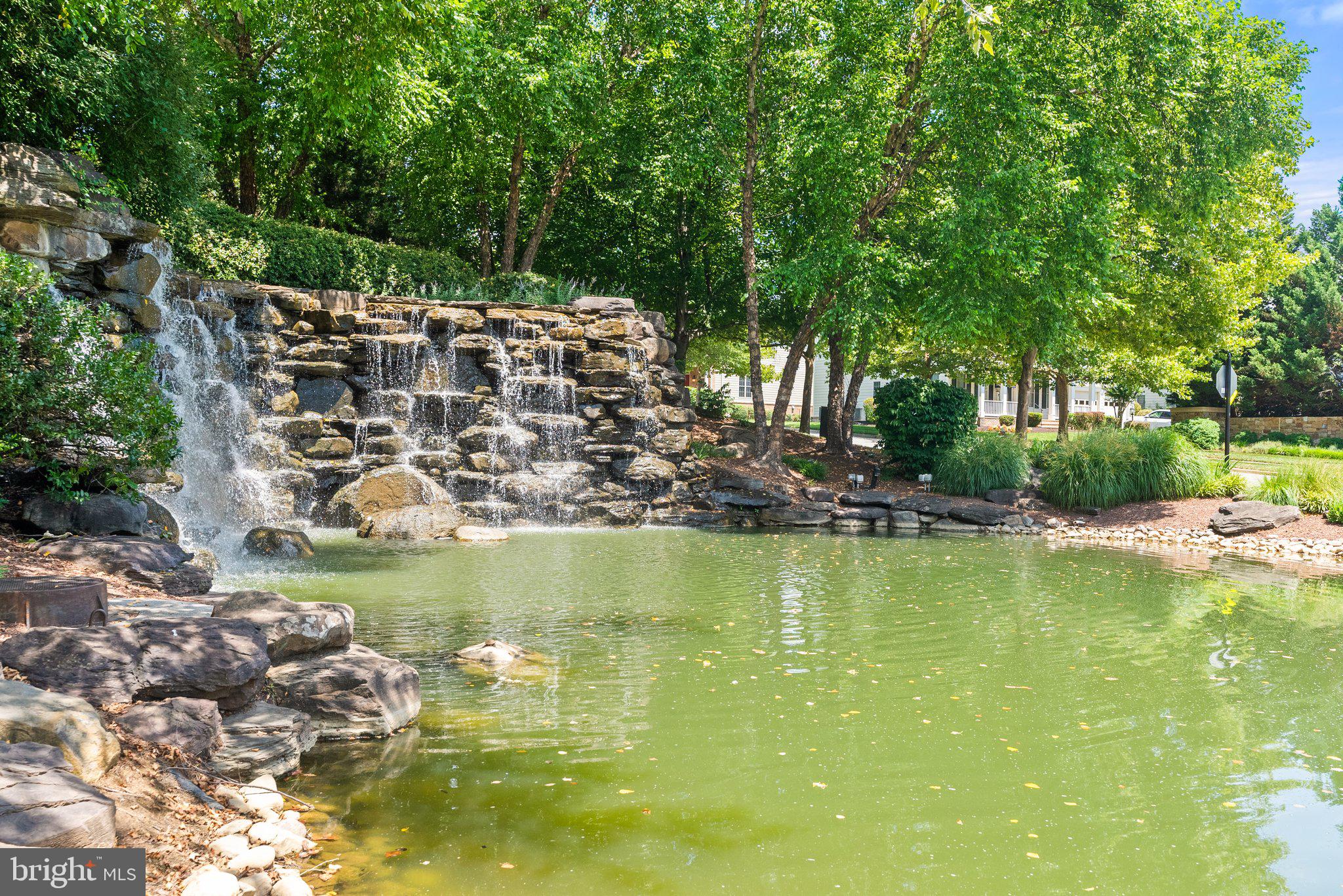 LANSDOWNE ON THE POTOMAC - Residential