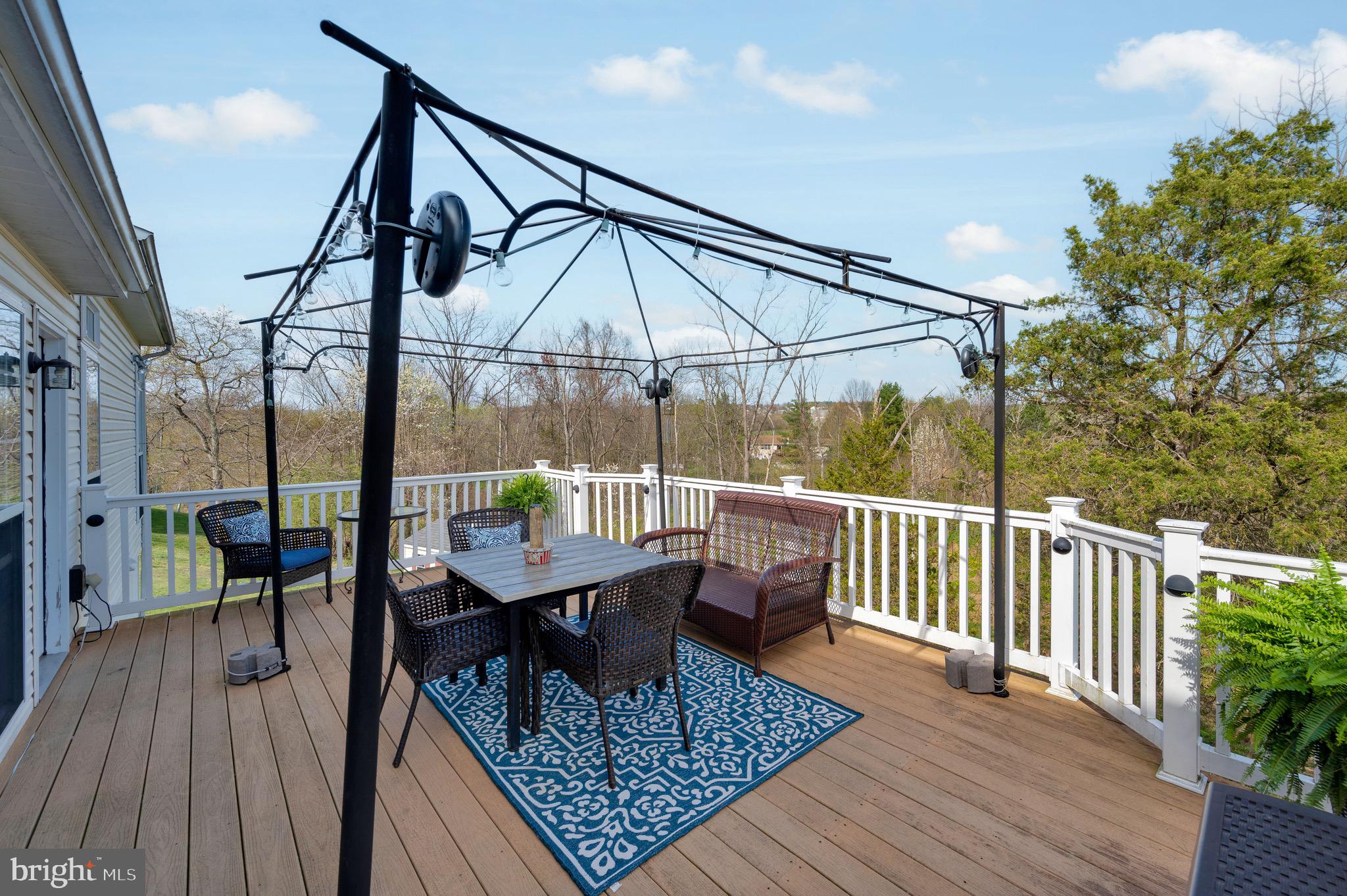 MACOBY WOODS - Residential