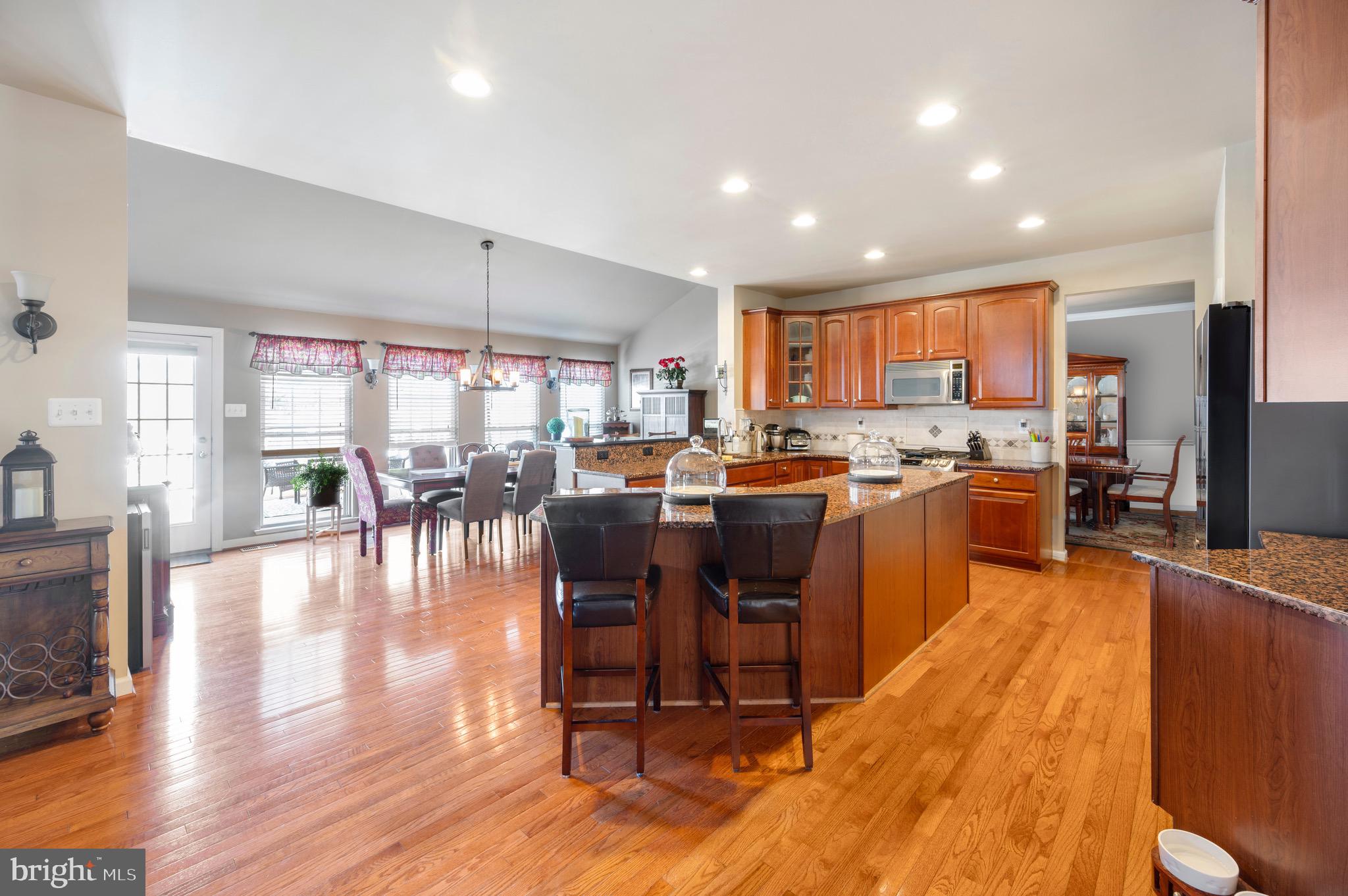 MACOBY WOODS - Residential