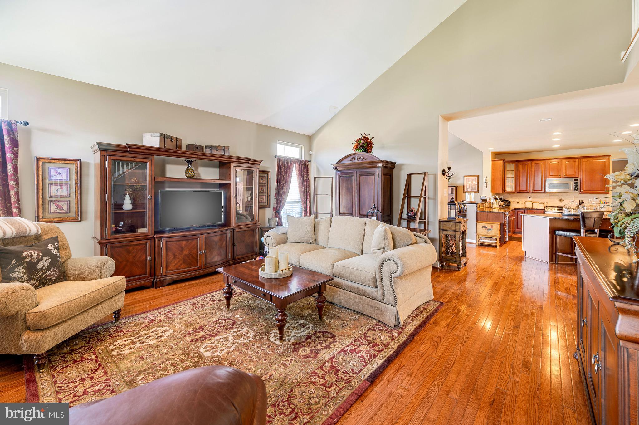 MACOBY WOODS - Residential