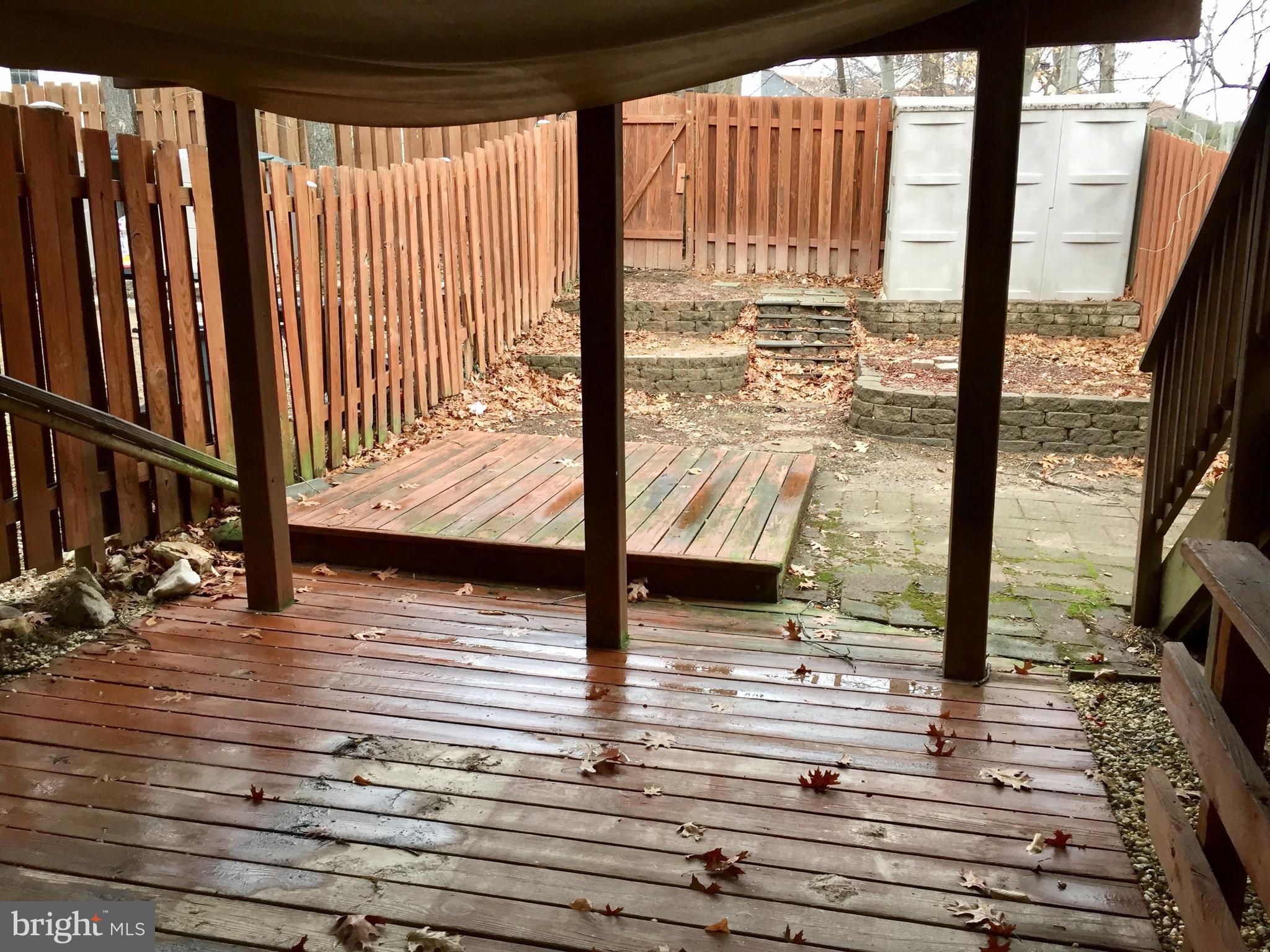 WOODSTREAM - Residential Lease