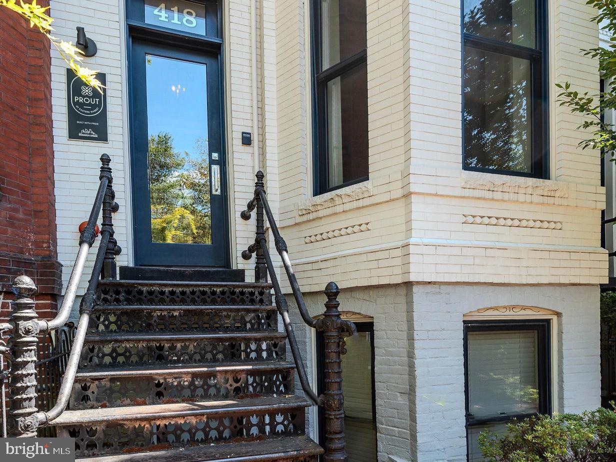 418 7TH STREET SE 302