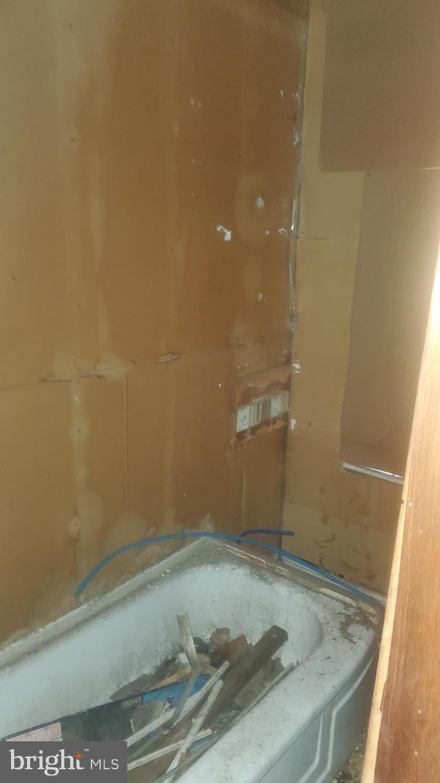 TEMPLE UNIVERSITY - Residential