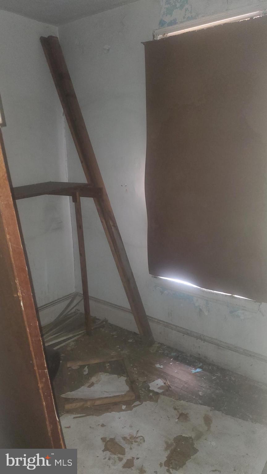 TEMPLE UNIVERSITY - Residential