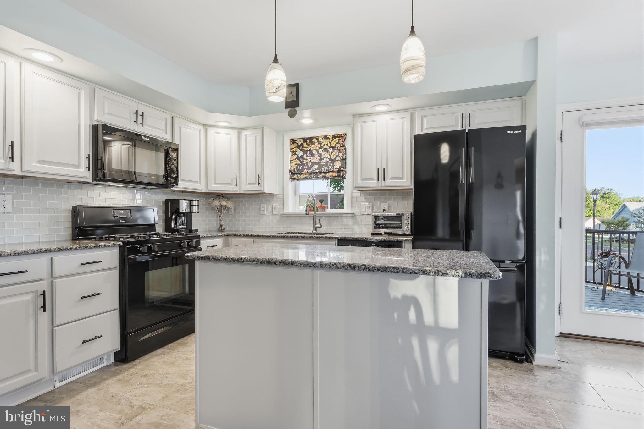 BLUE BELL SPRINGS - Residential