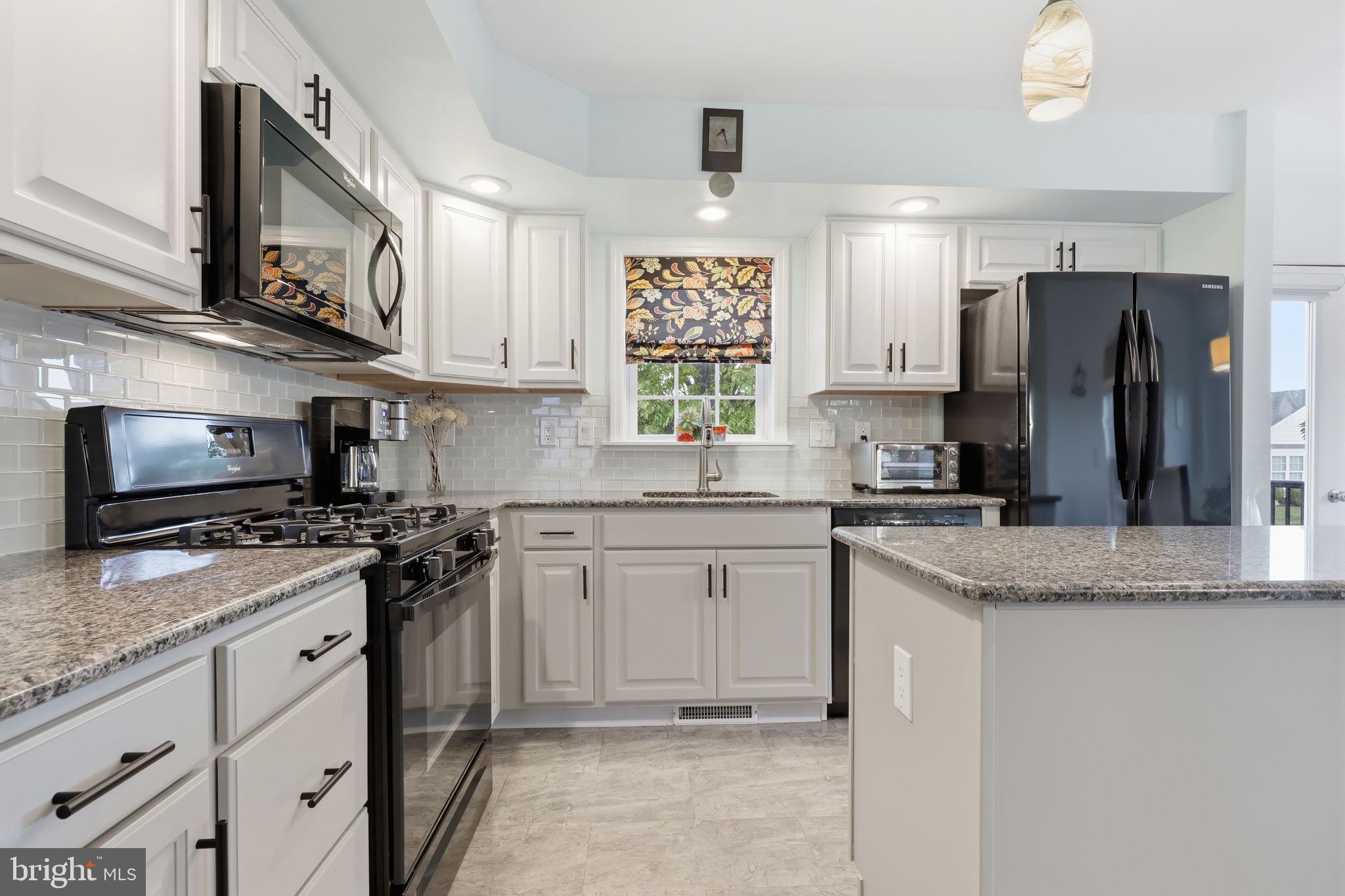 BLUE BELL SPRINGS - Residential