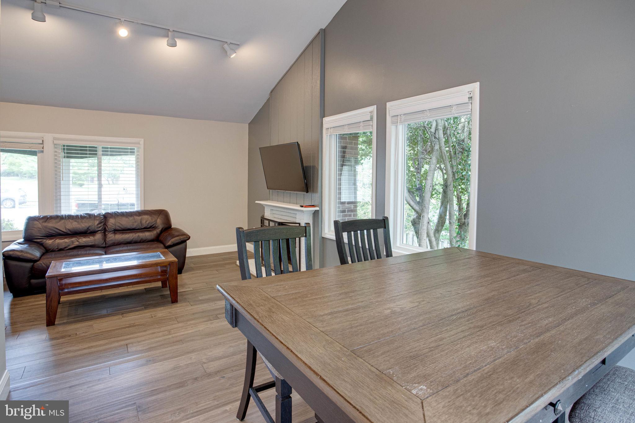 SUGARLAND RUN - Residential