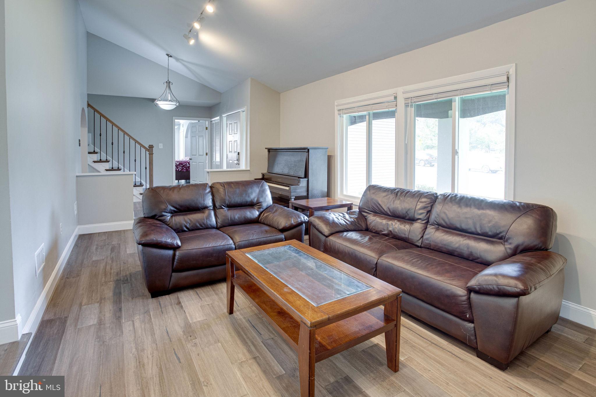 SUGARLAND RUN - Residential