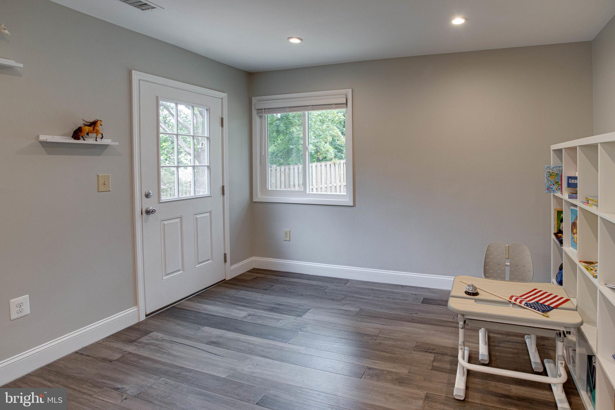 SUGARLAND RUN - Residential