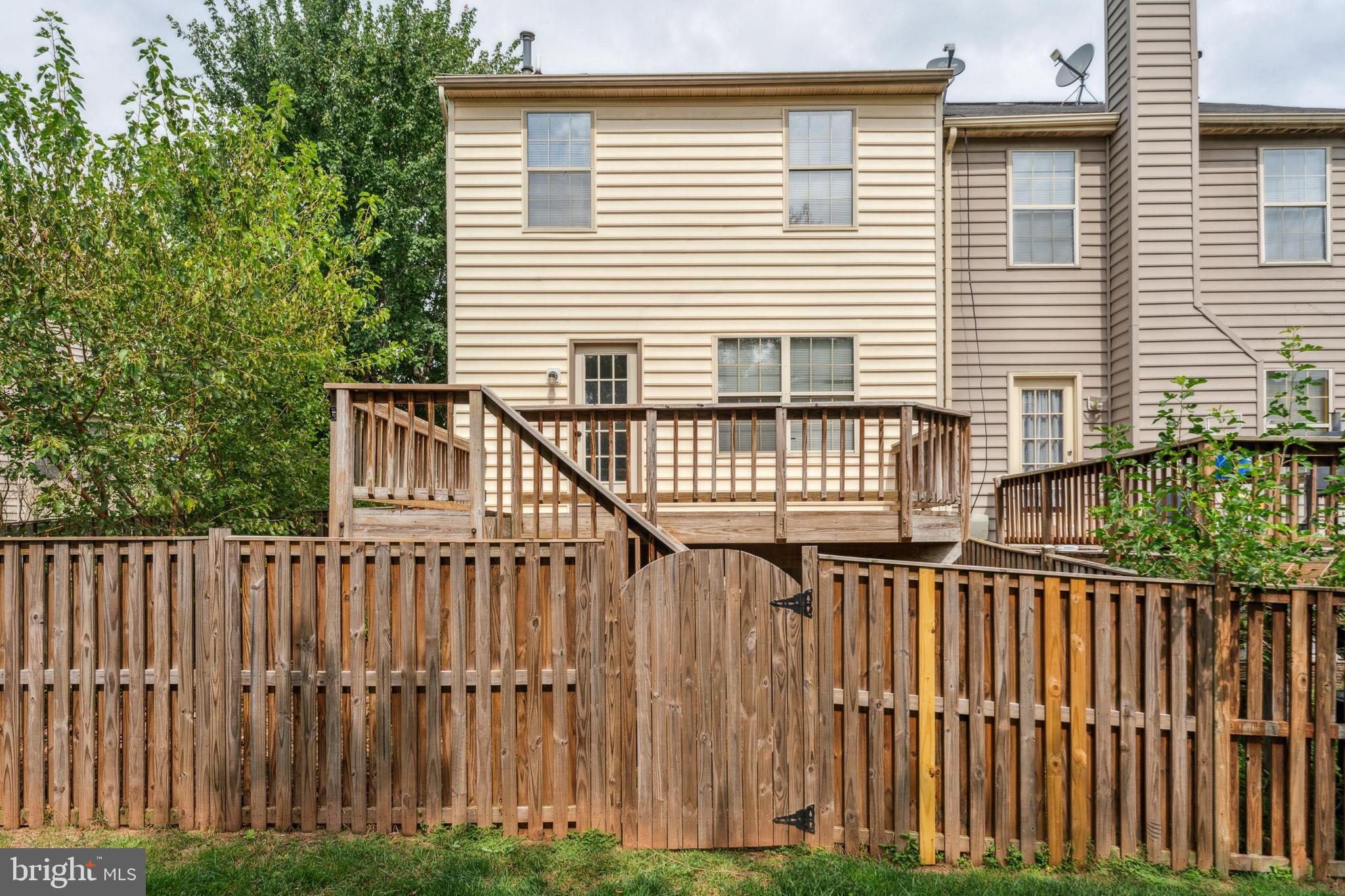 TUDOR OAKS - Residential Lease