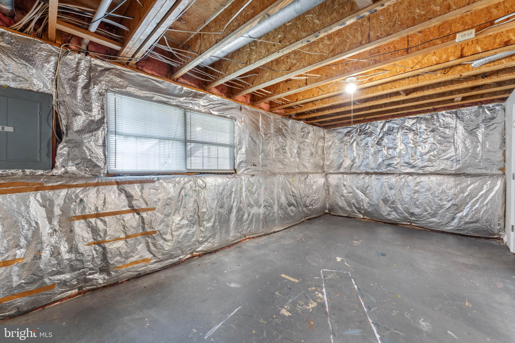 TUDOR OAKS - Residential Lease