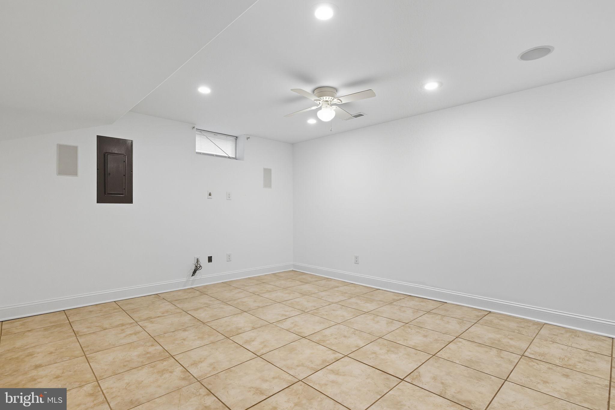 AQUIA HARBOUR - Residential