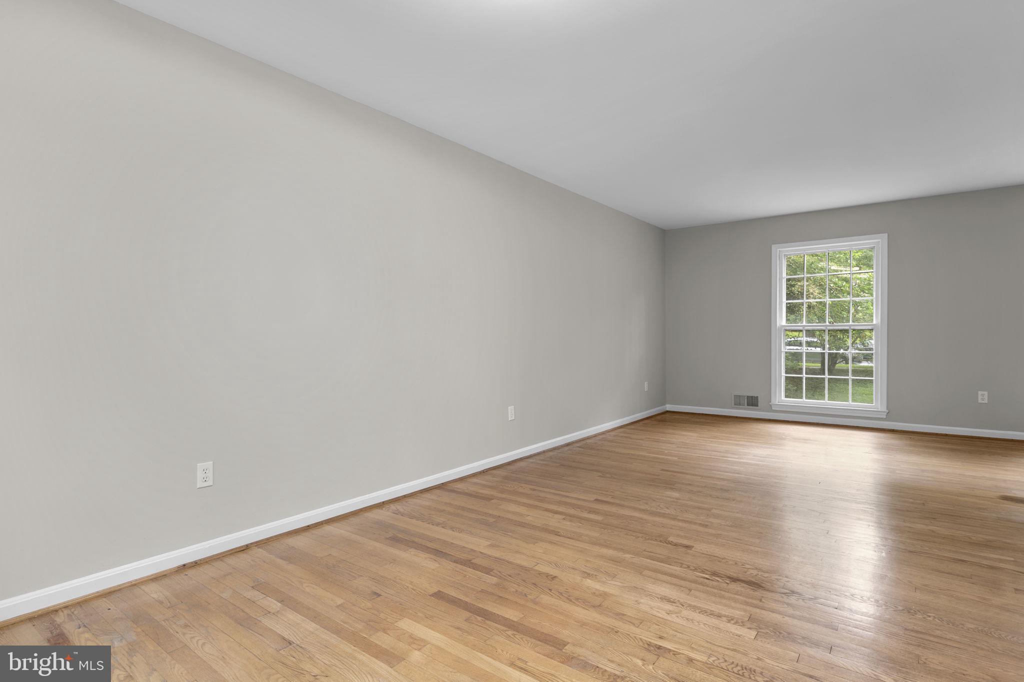 POTOMAC WOODS - Residential