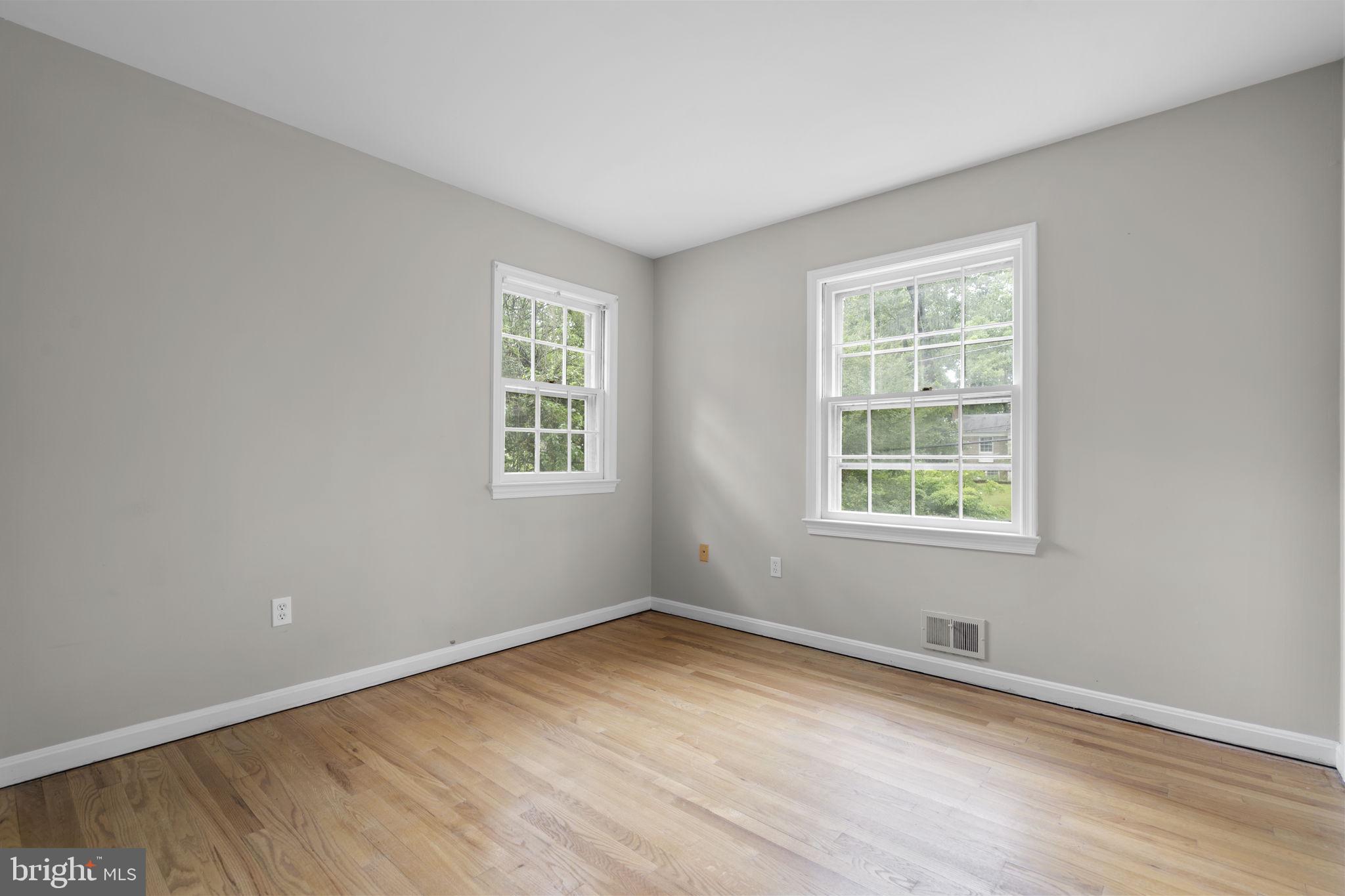 POTOMAC WOODS - Residential