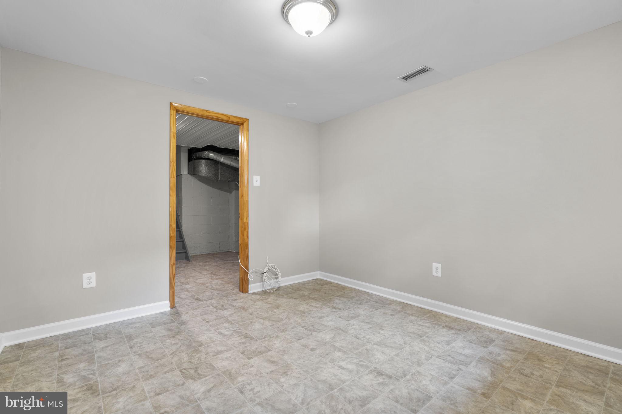POTOMAC WOODS - Residential
