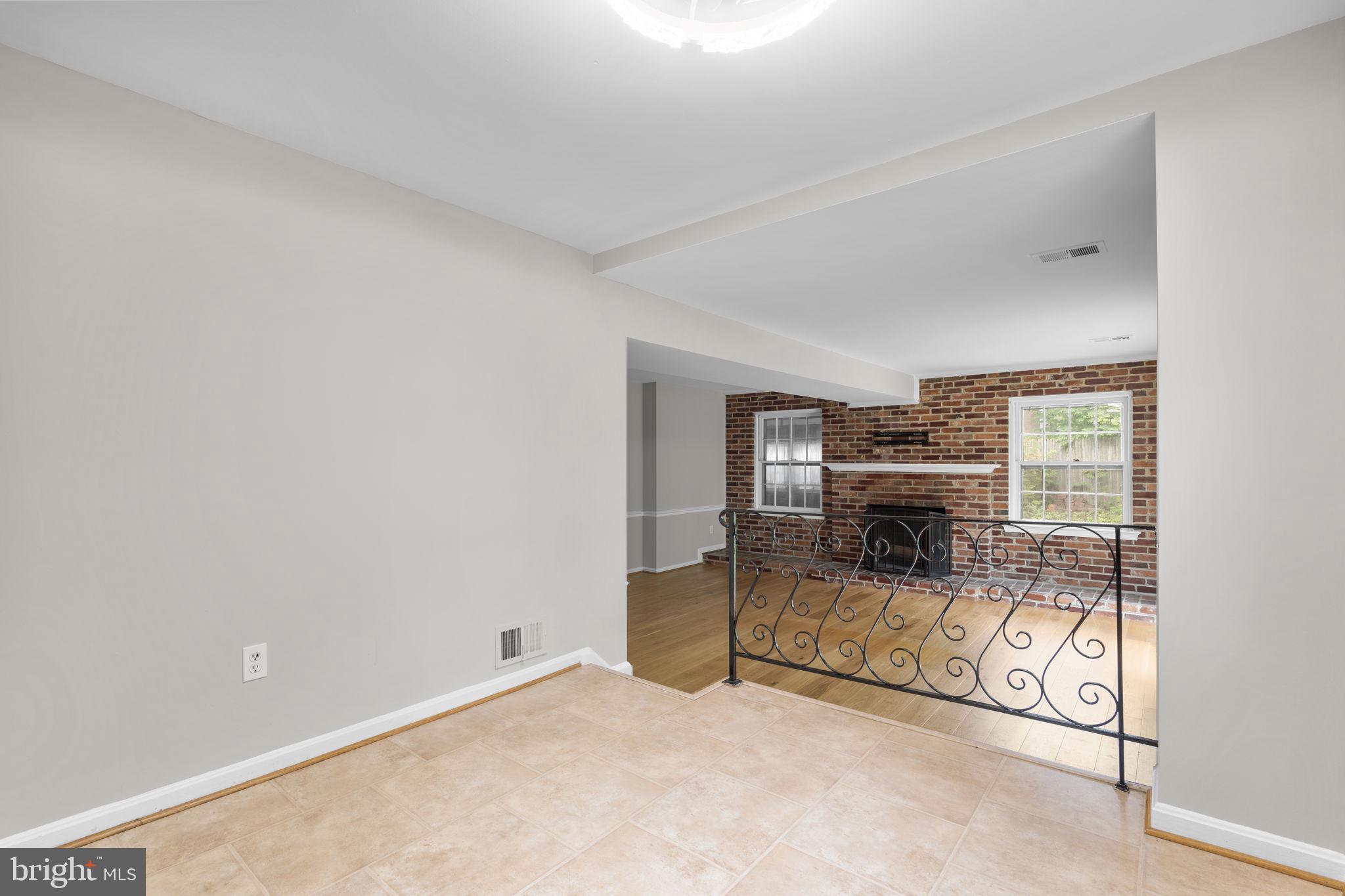 POTOMAC WOODS - Residential