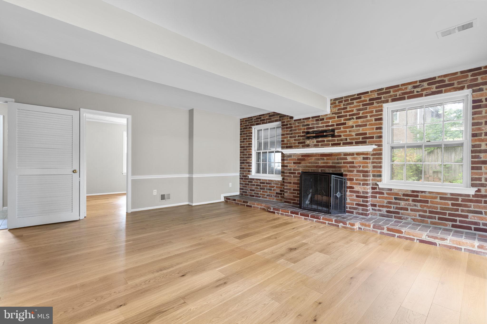 POTOMAC WOODS - Residential