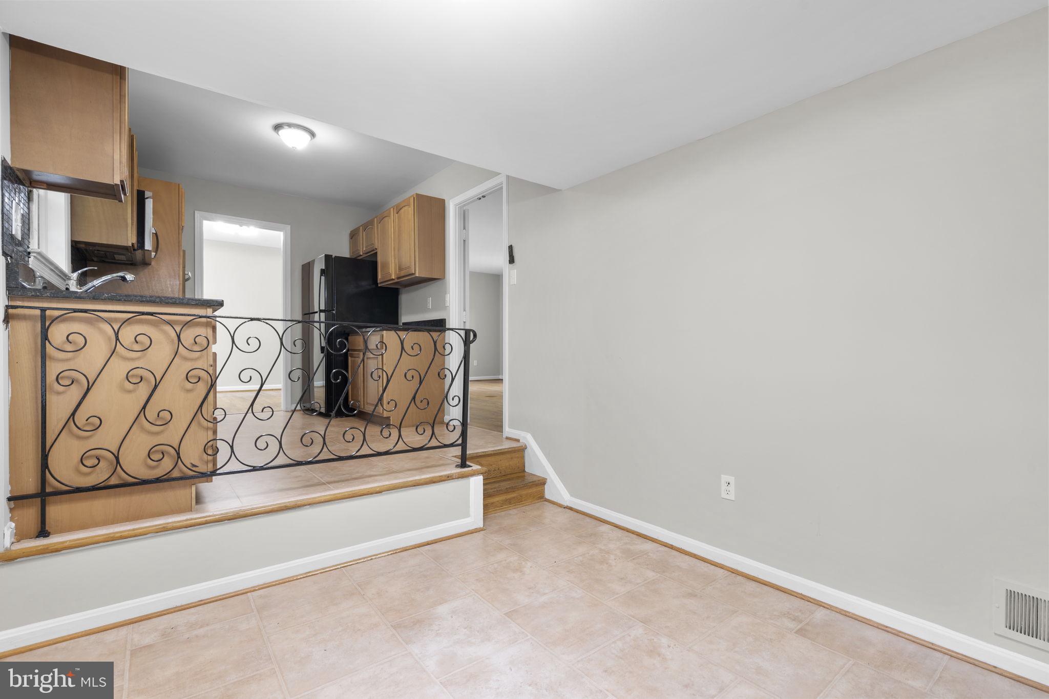 POTOMAC WOODS - Residential