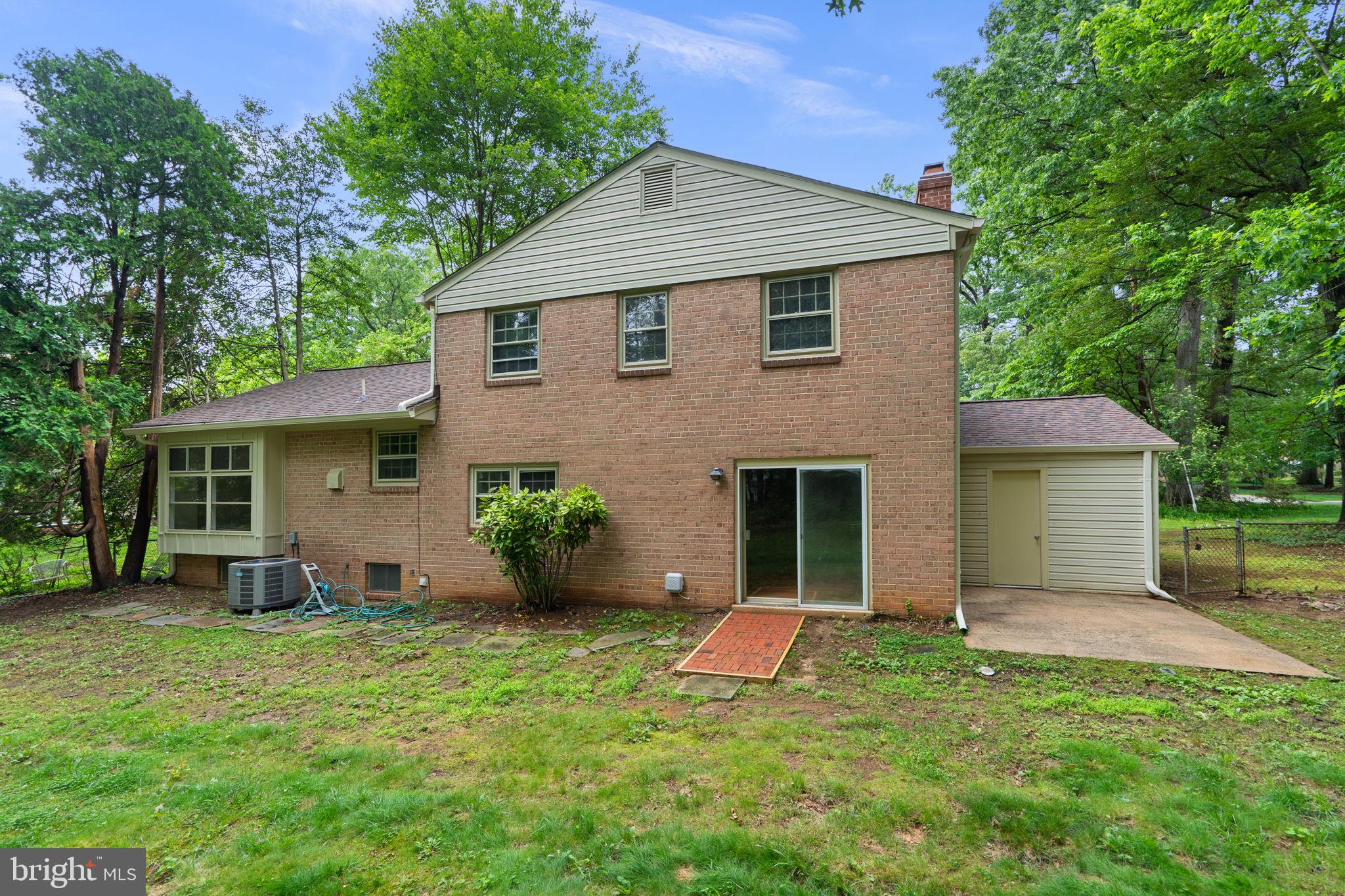 POTOMAC WOODS - Residential