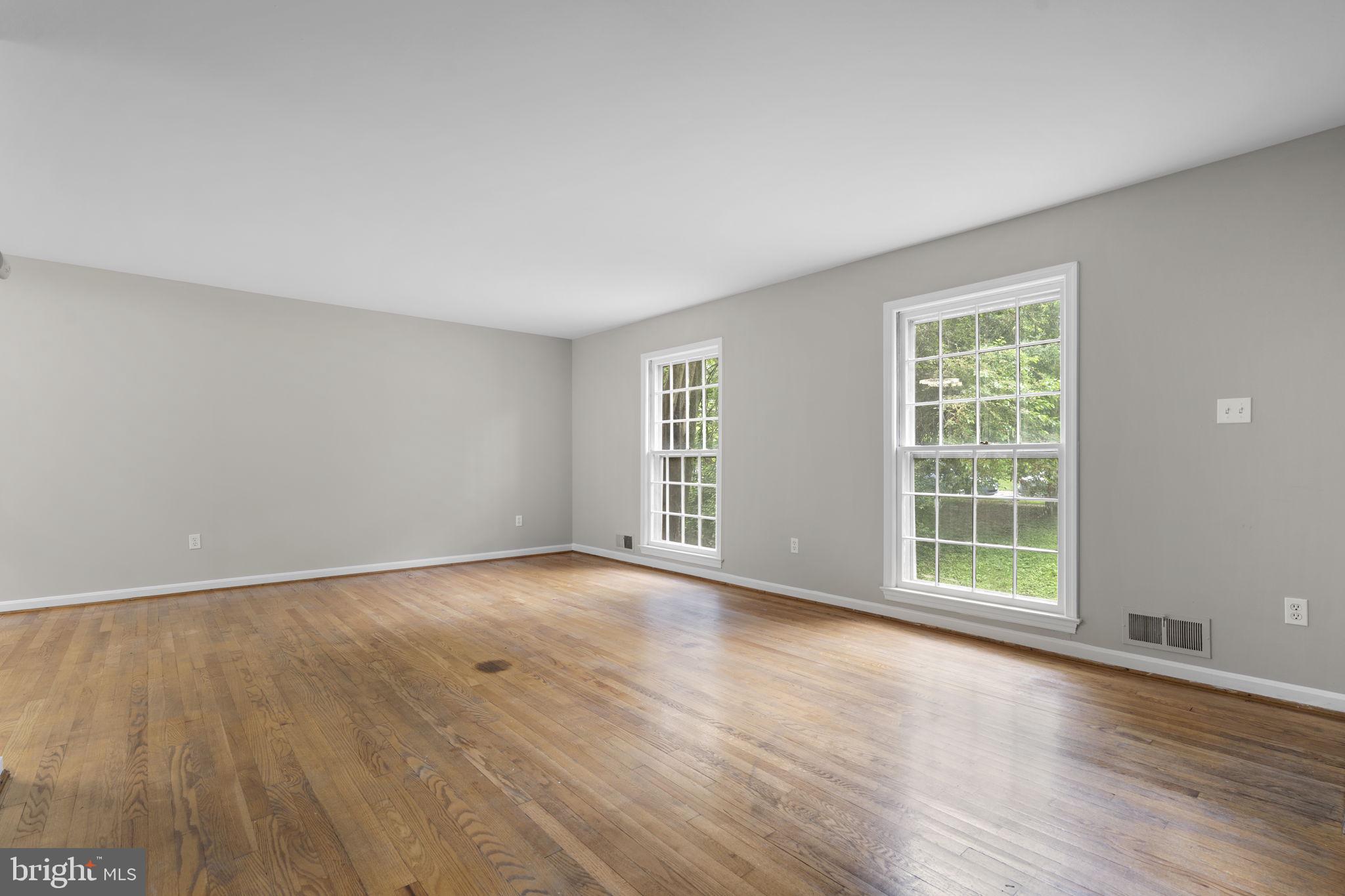 POTOMAC WOODS - Residential