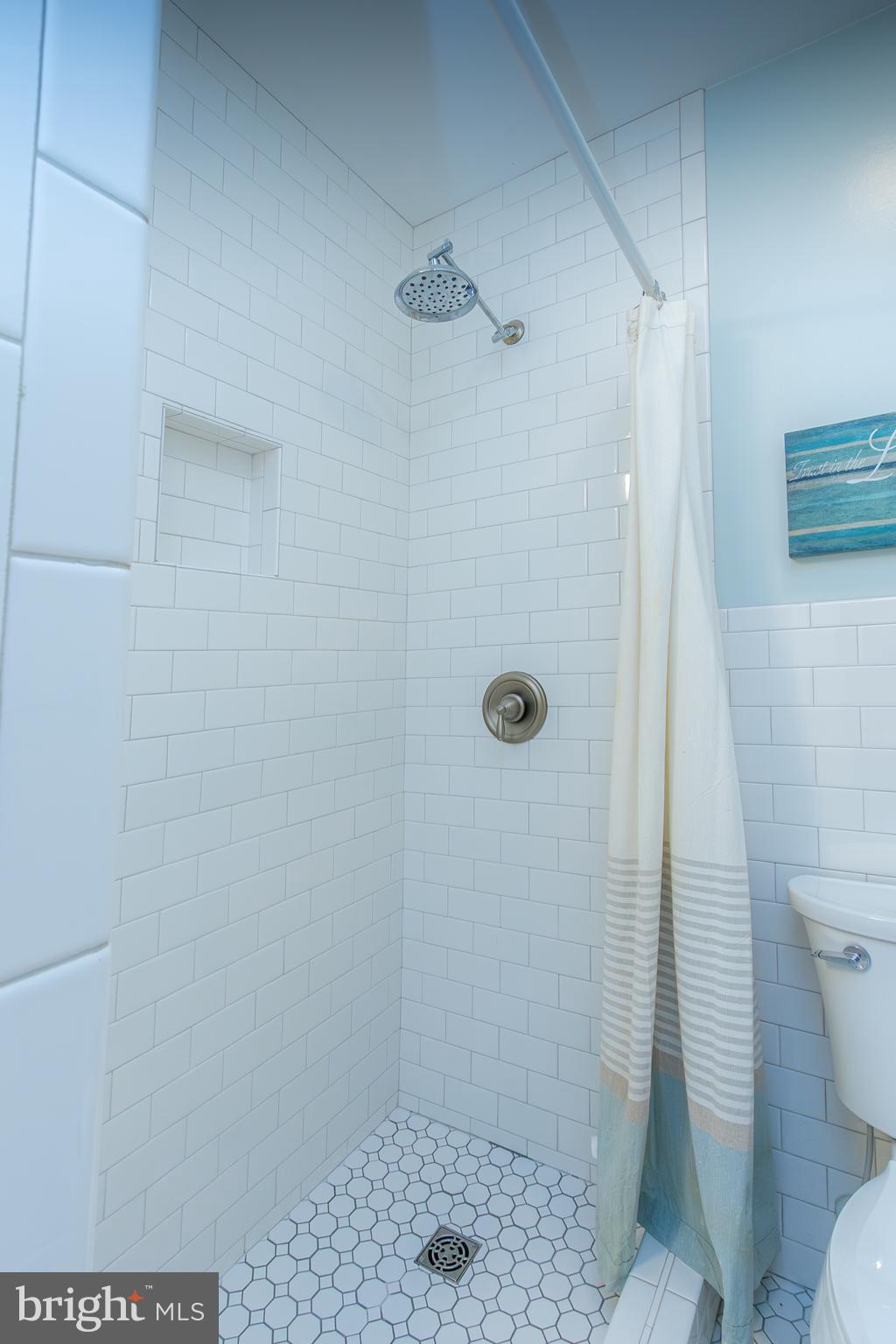 LITTLE WOODS - Residential