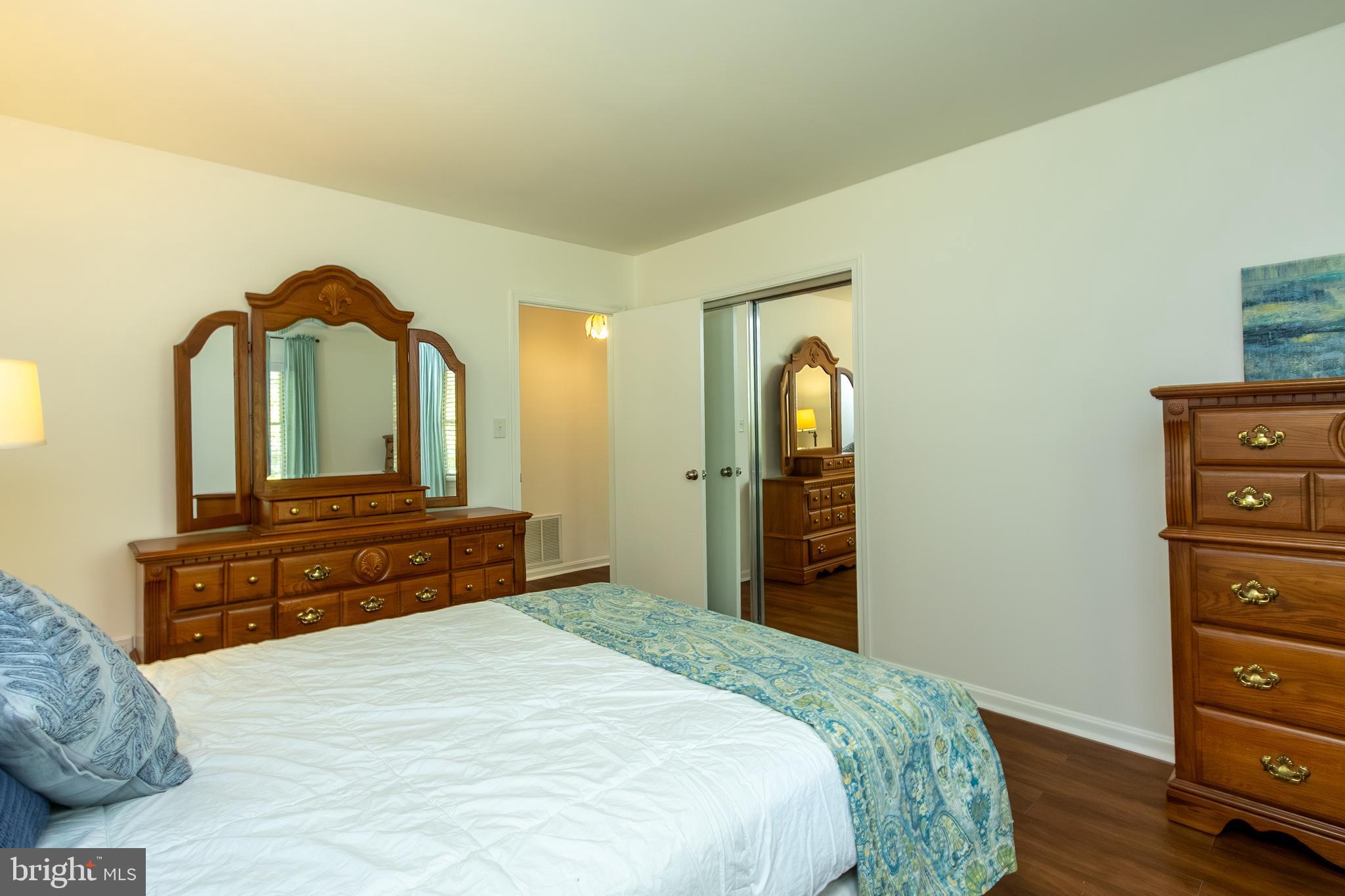 LITTLE WOODS - Residential