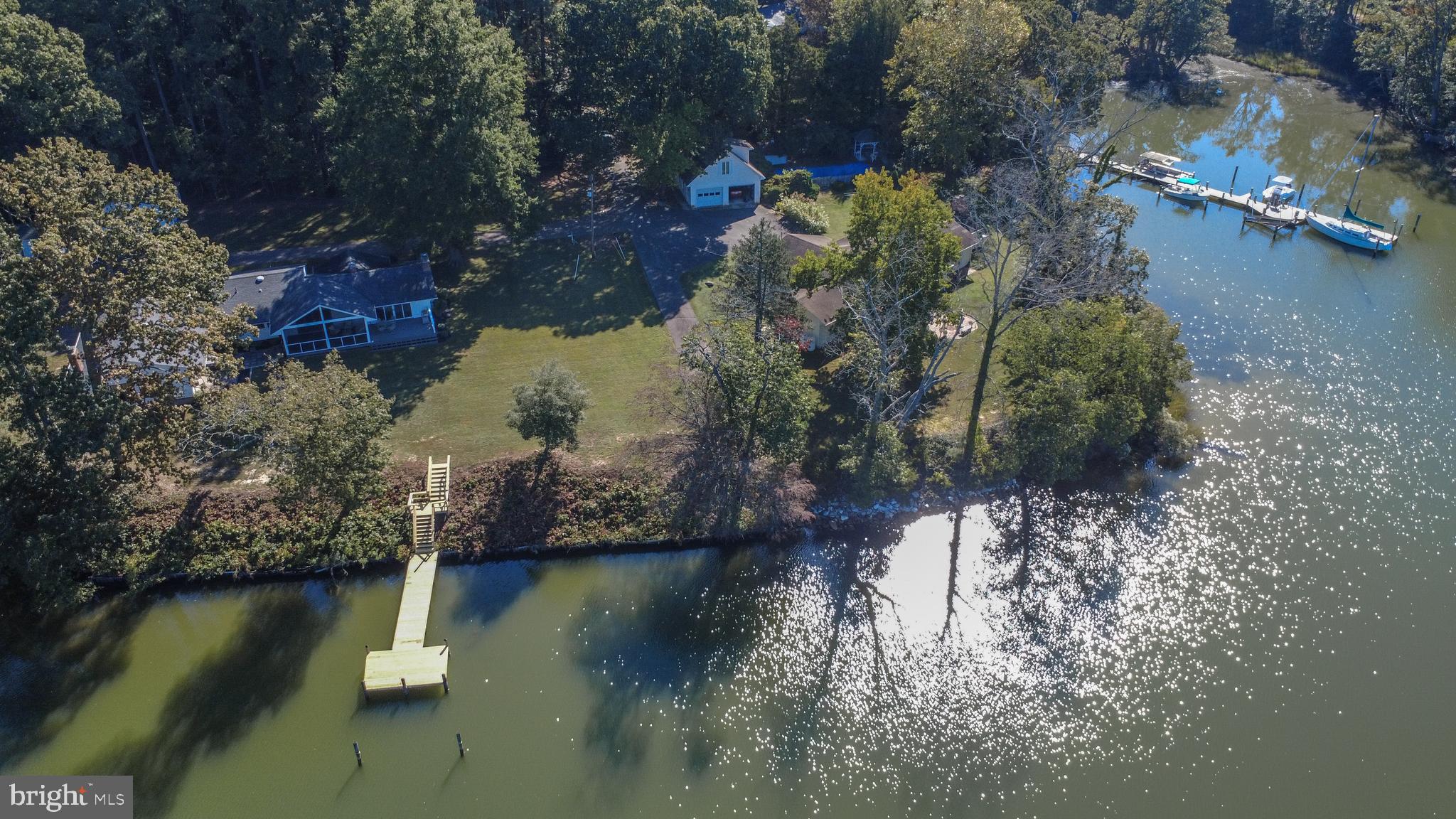 LITTLE WOODS - Residential