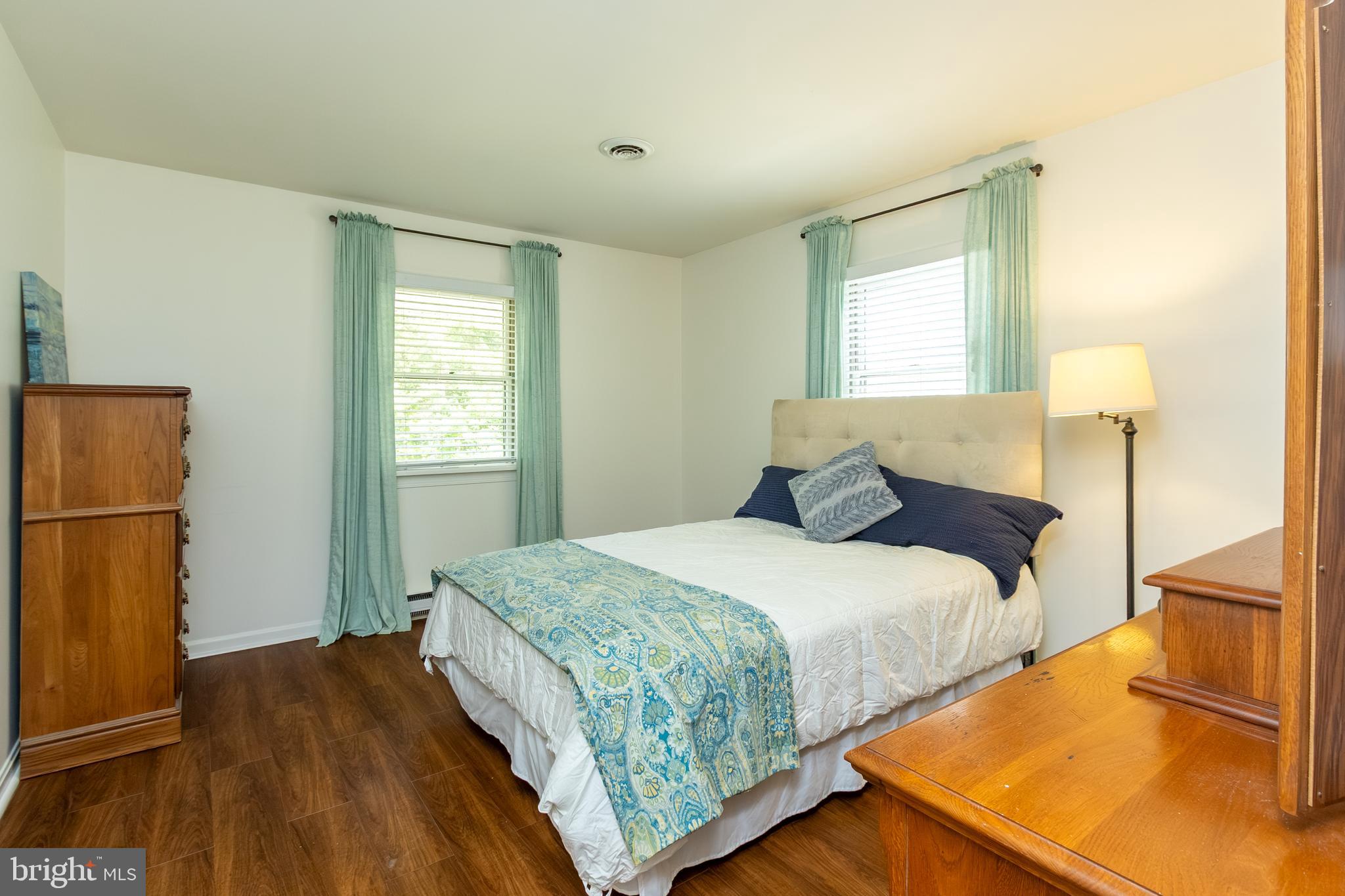 LITTLE WOODS - Residential