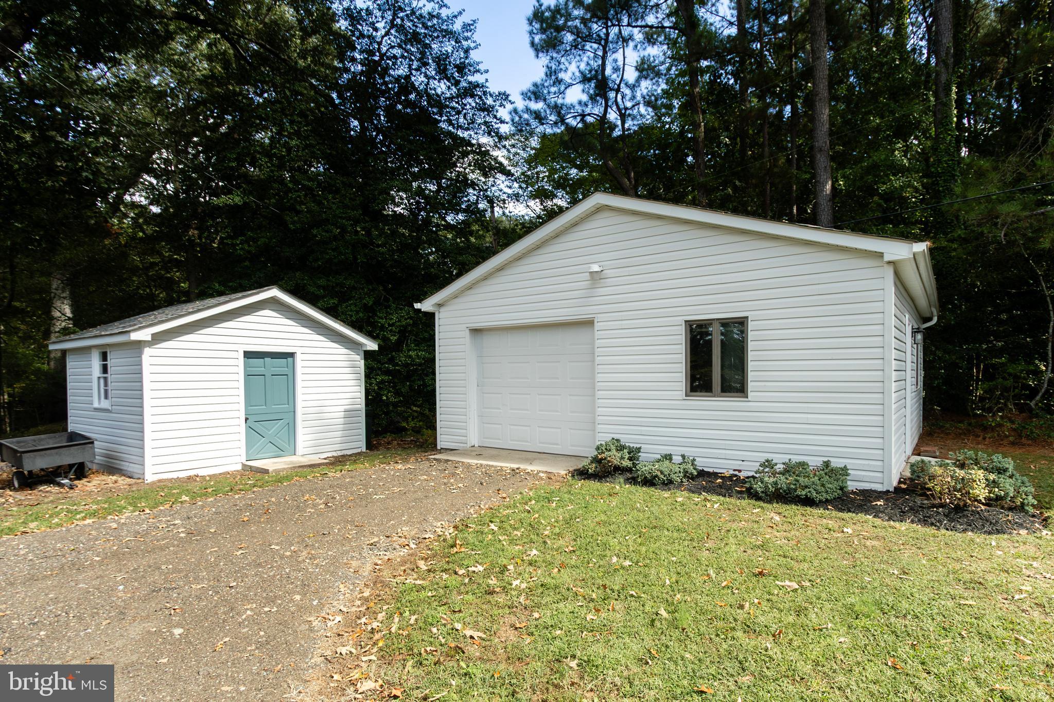 LITTLE WOODS - Residential