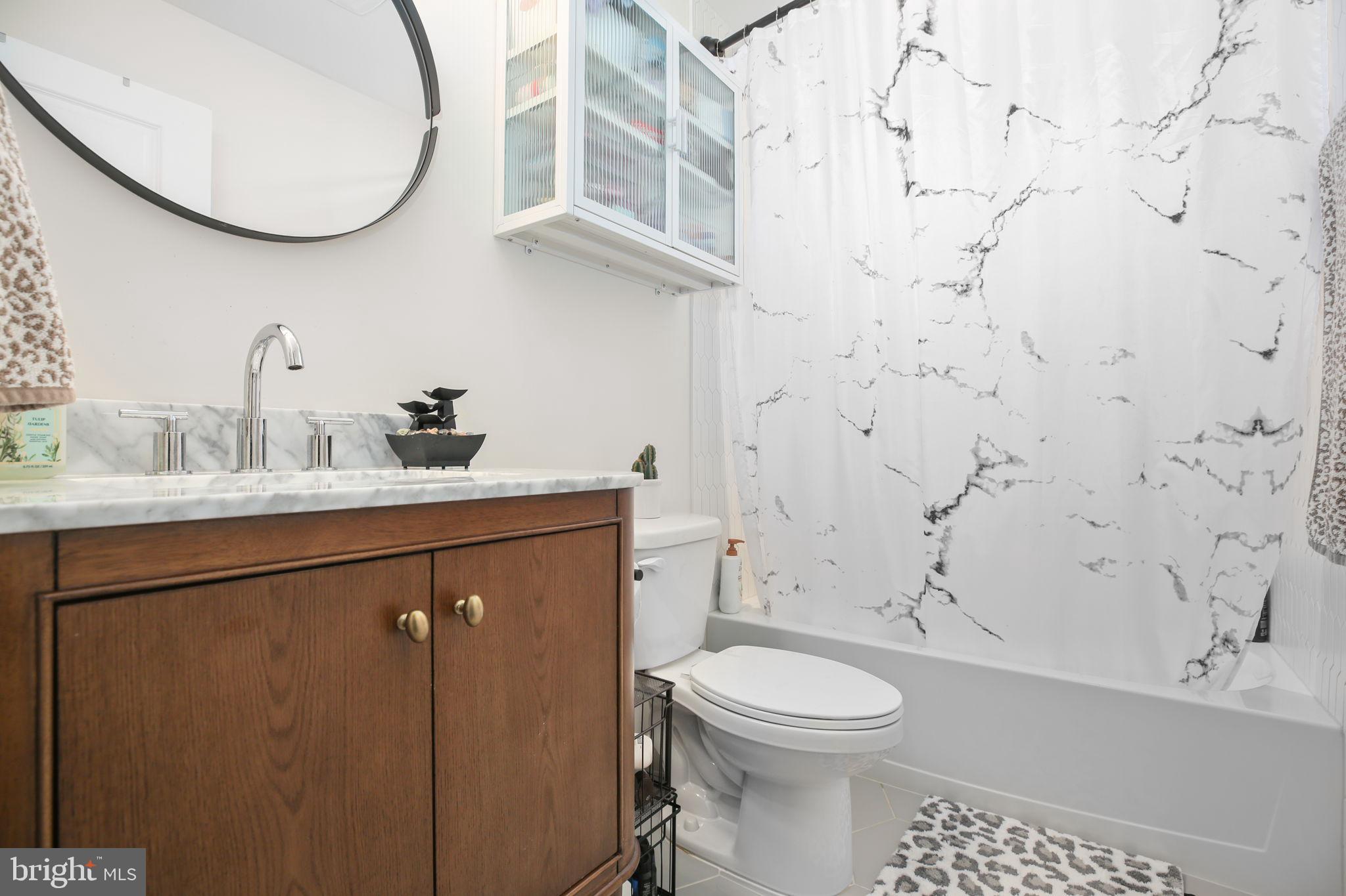 LANDS END AT LAKE ANNA - Residential