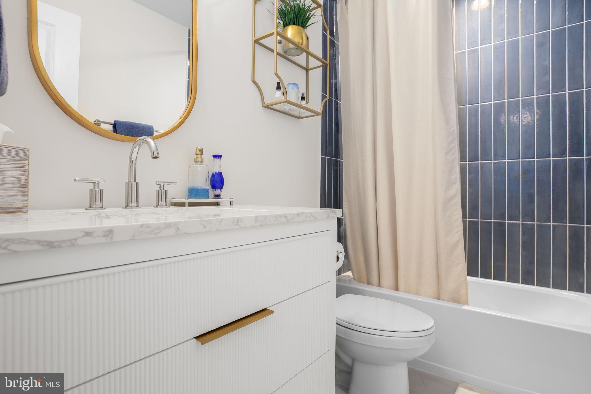 LANDS END AT LAKE ANNA - Residential