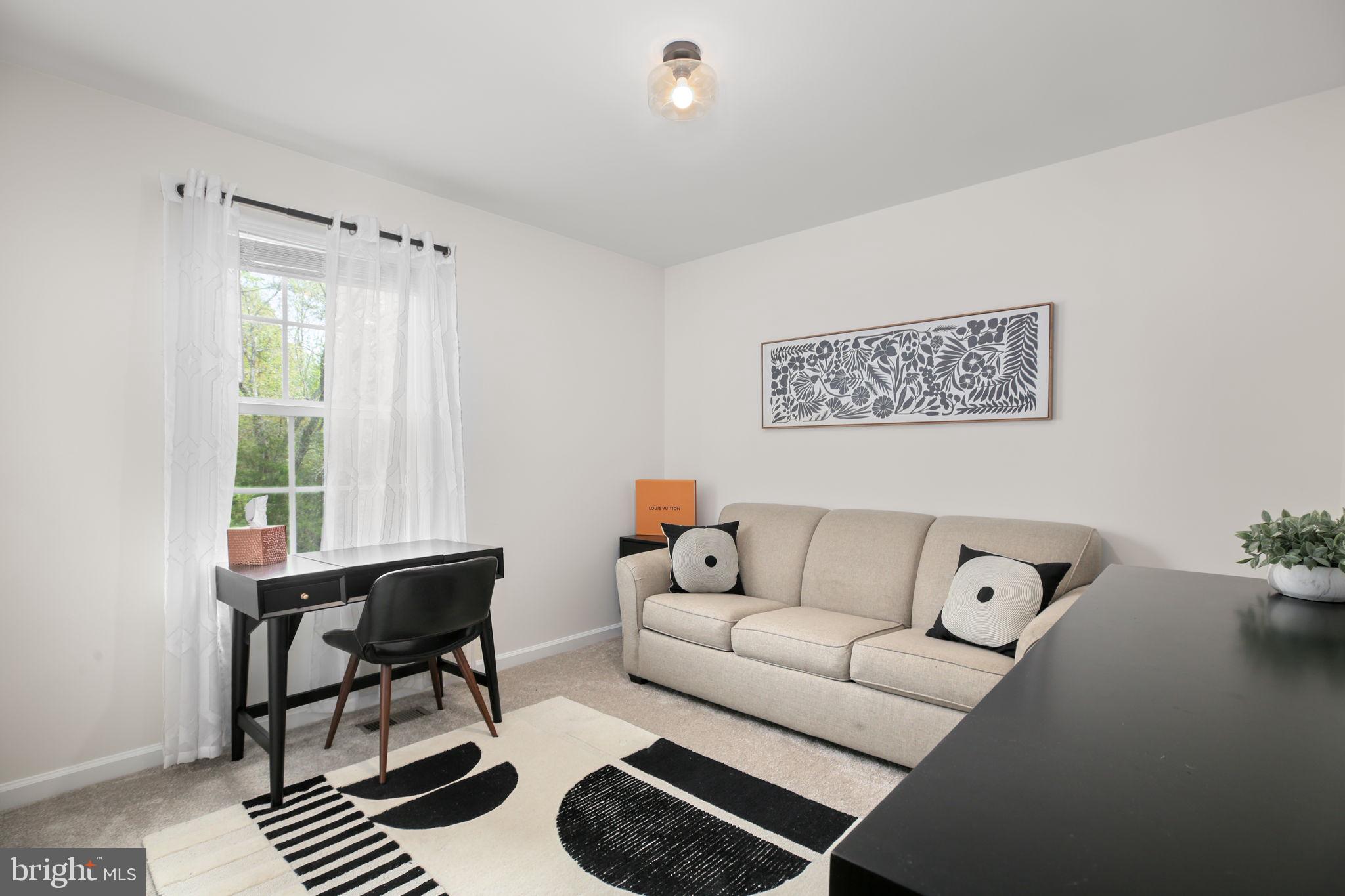 LANDS END AT LAKE ANNA - Residential