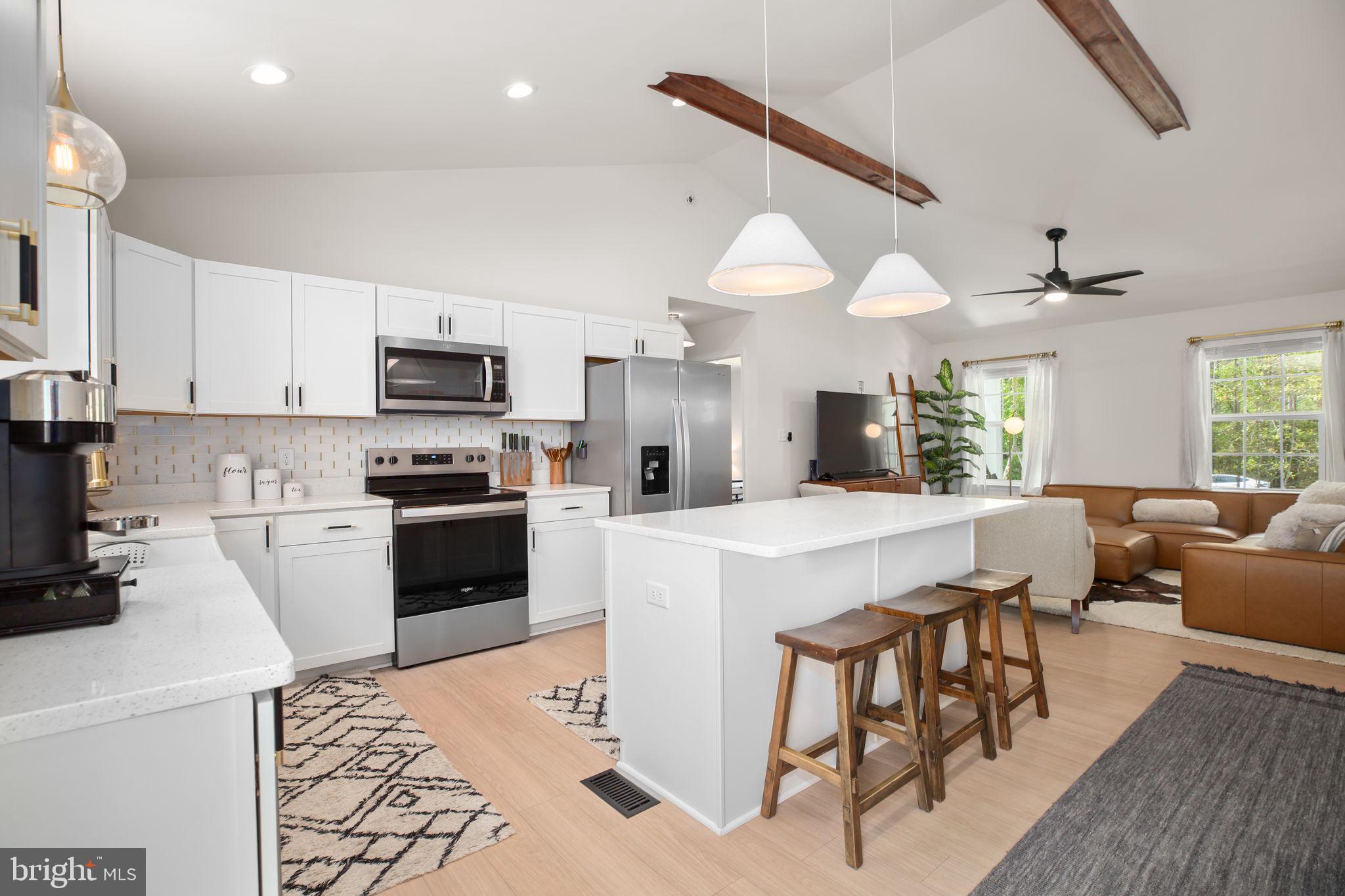 LANDS END AT LAKE ANNA - Residential