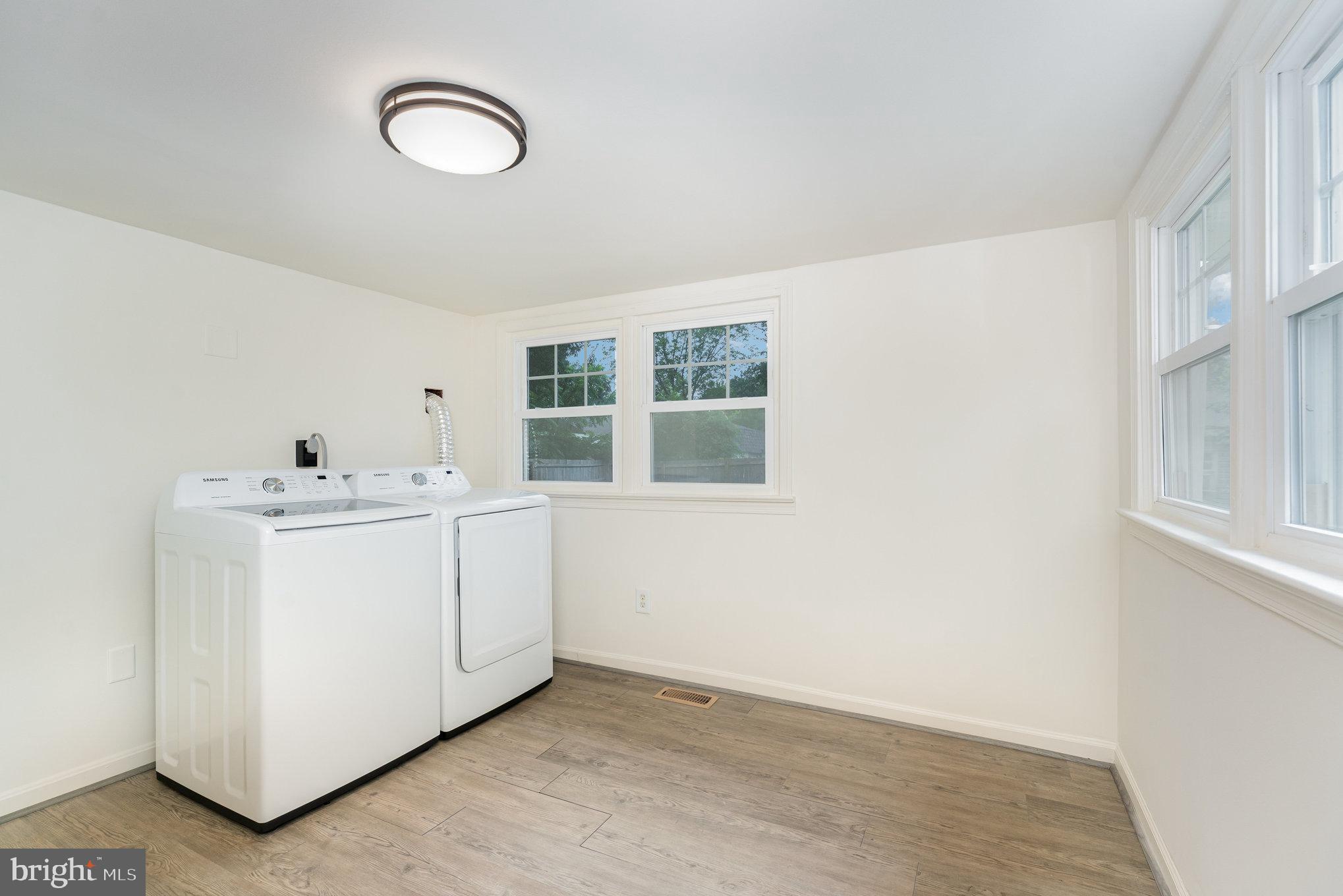 CLASSIC SHORES - Residential