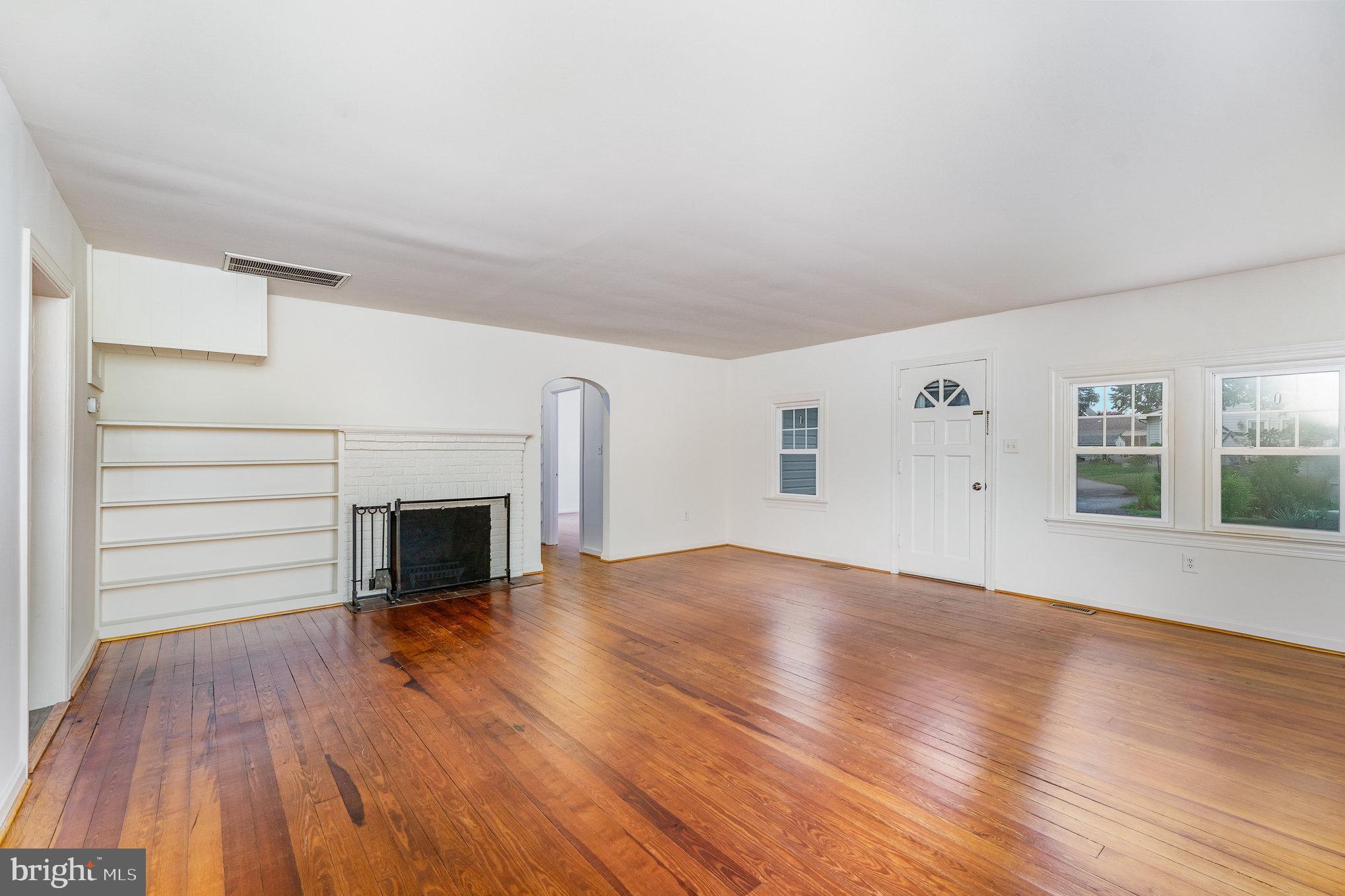 CLASSIC SHORES - Residential