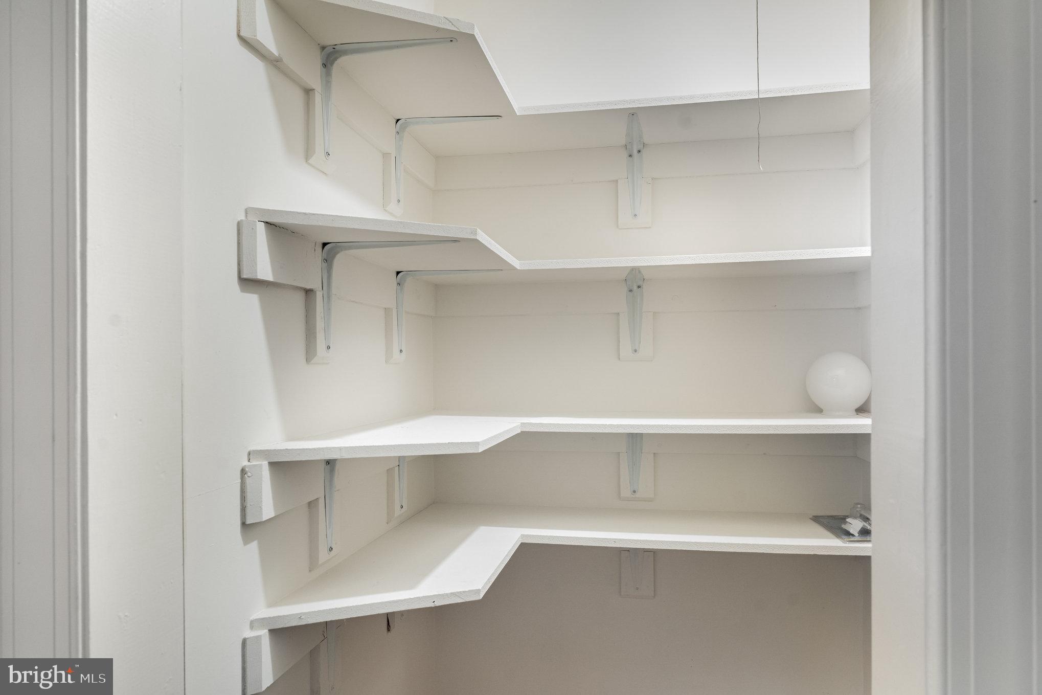 CLASSIC SHORES - Residential