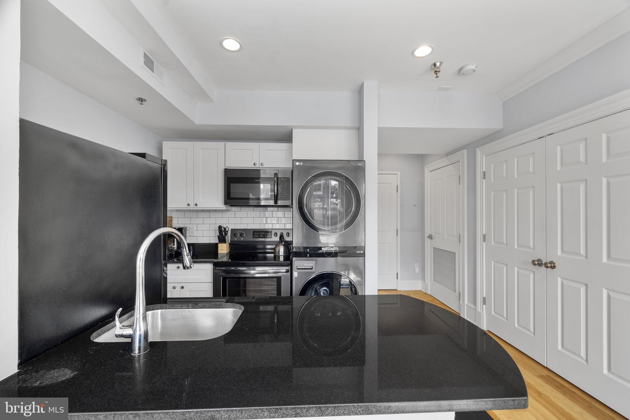 HISTORIC DISTRICT - Residential Lease