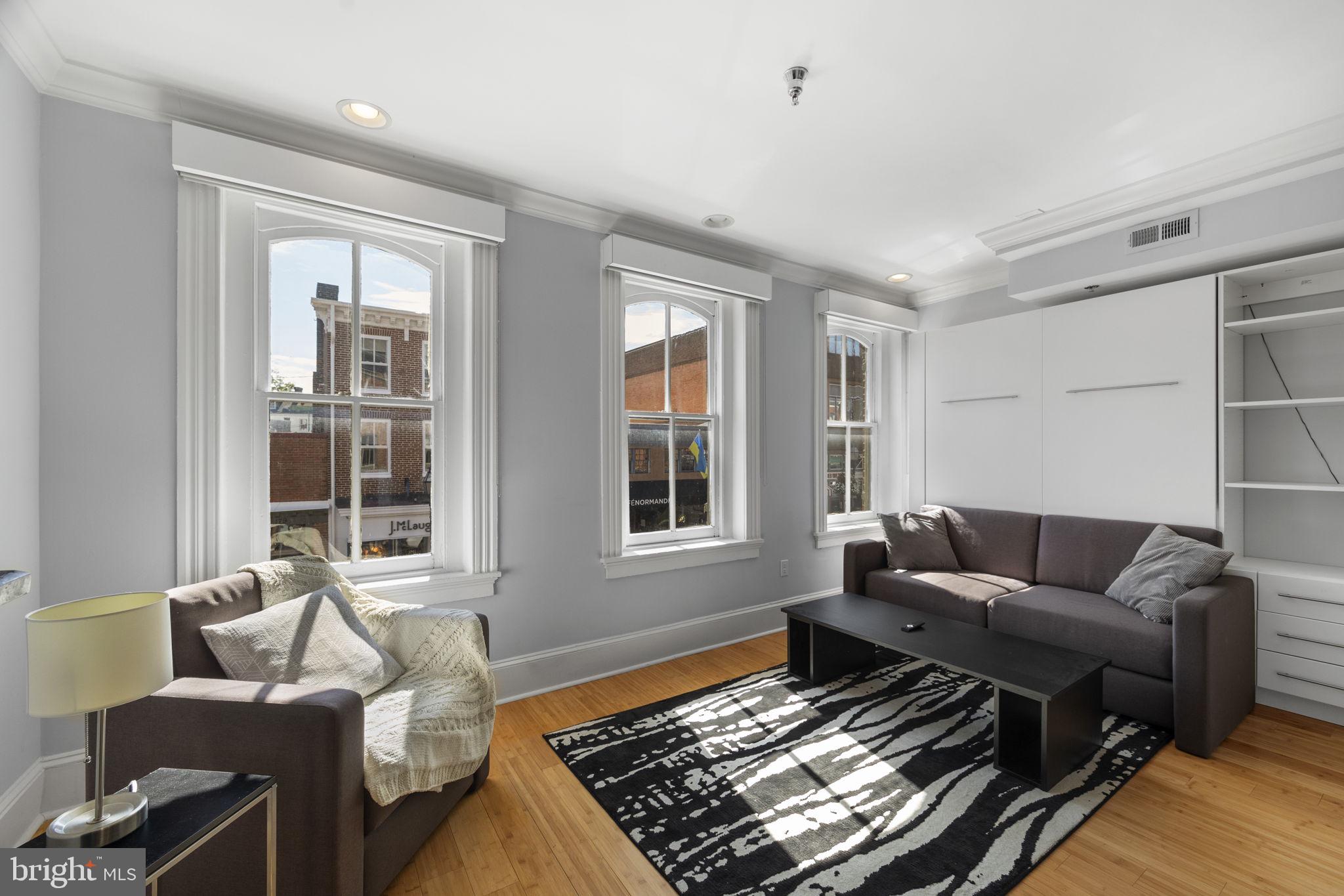 HISTORIC DISTRICT - Residential Lease