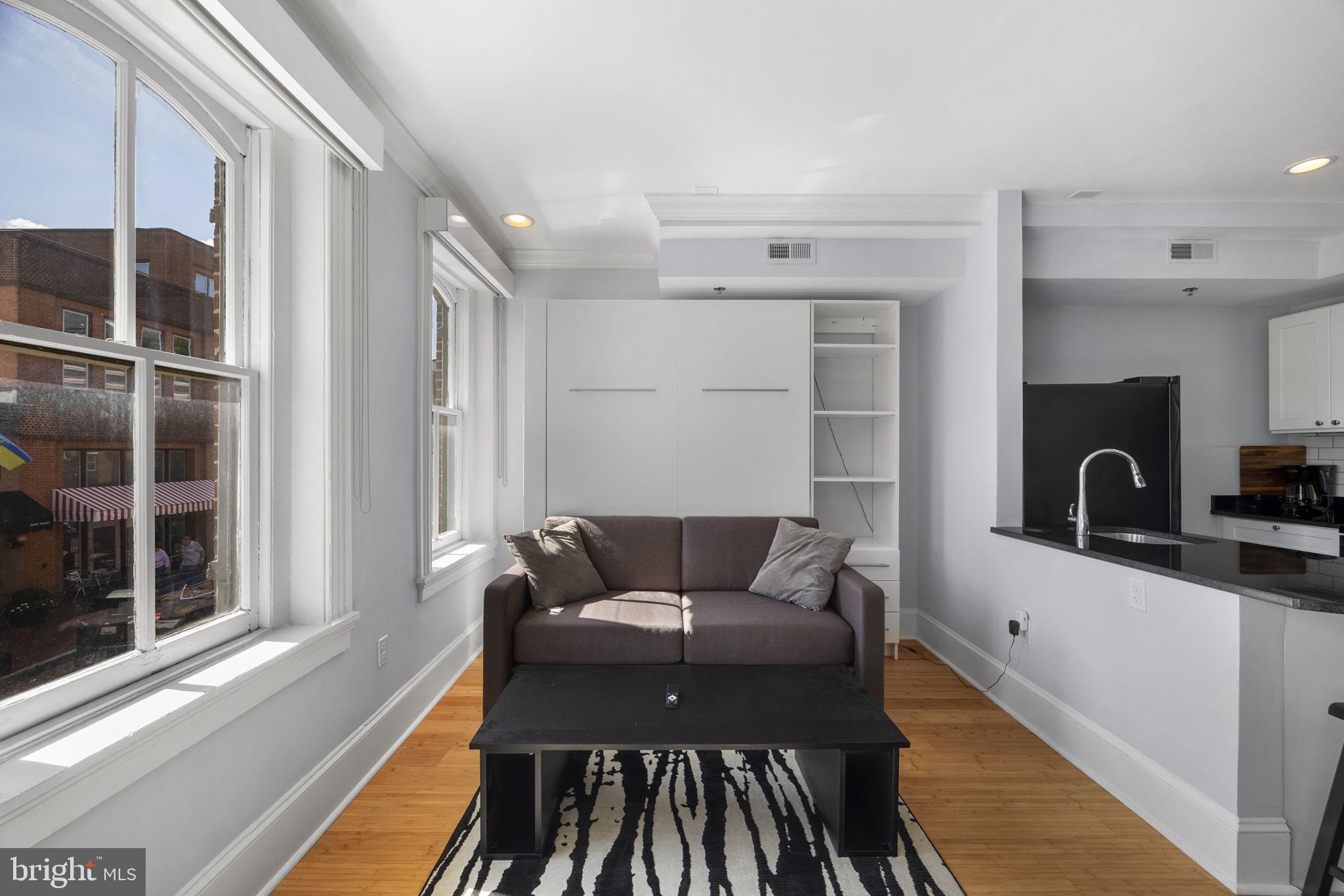 HISTORIC DISTRICT - Residential Lease