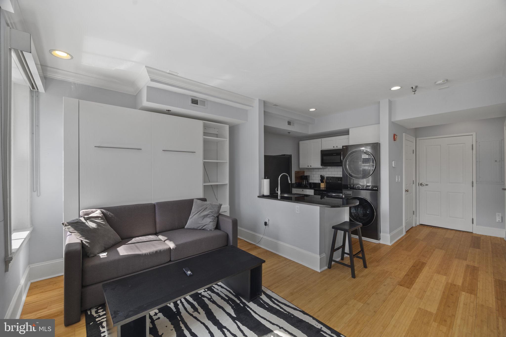 HISTORIC DISTRICT - Residential Lease