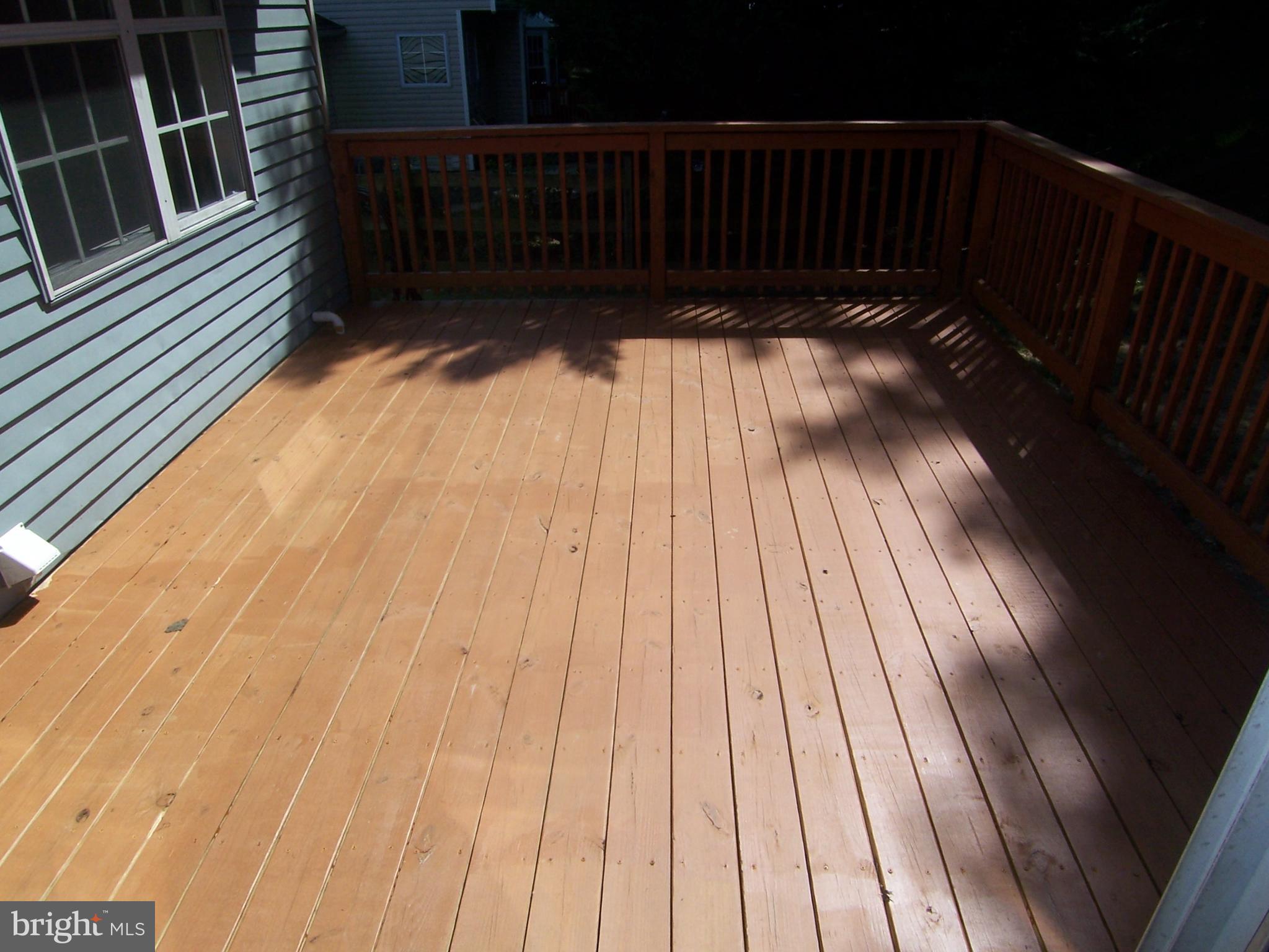 HUNTERS RUN - Residential Lease