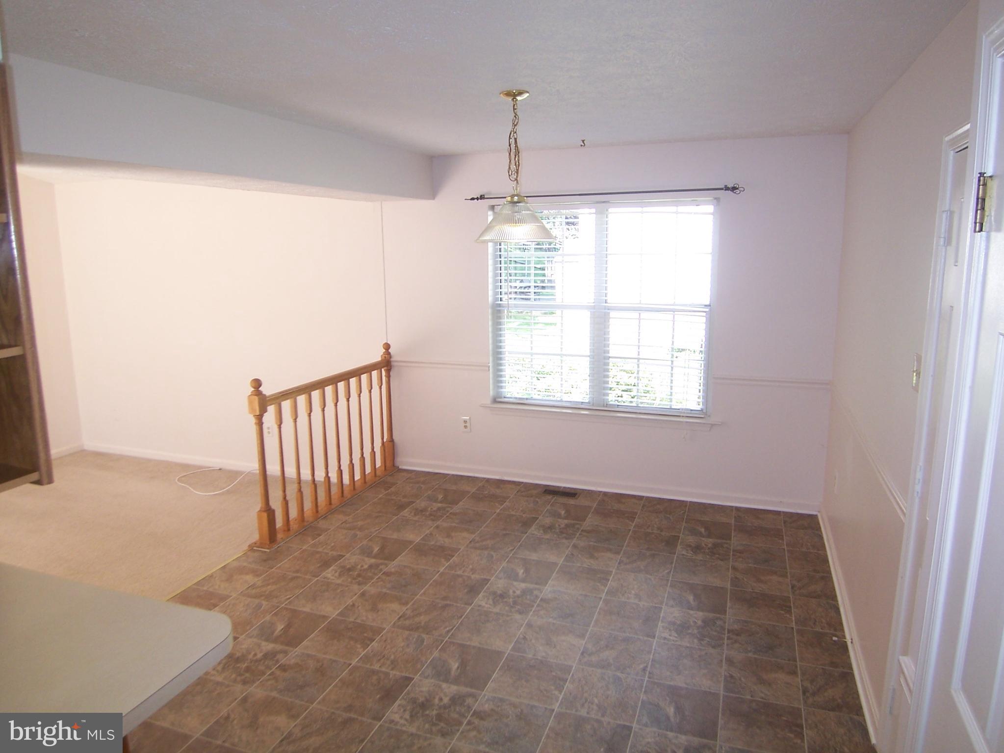 HUNTERS RUN - Residential Lease