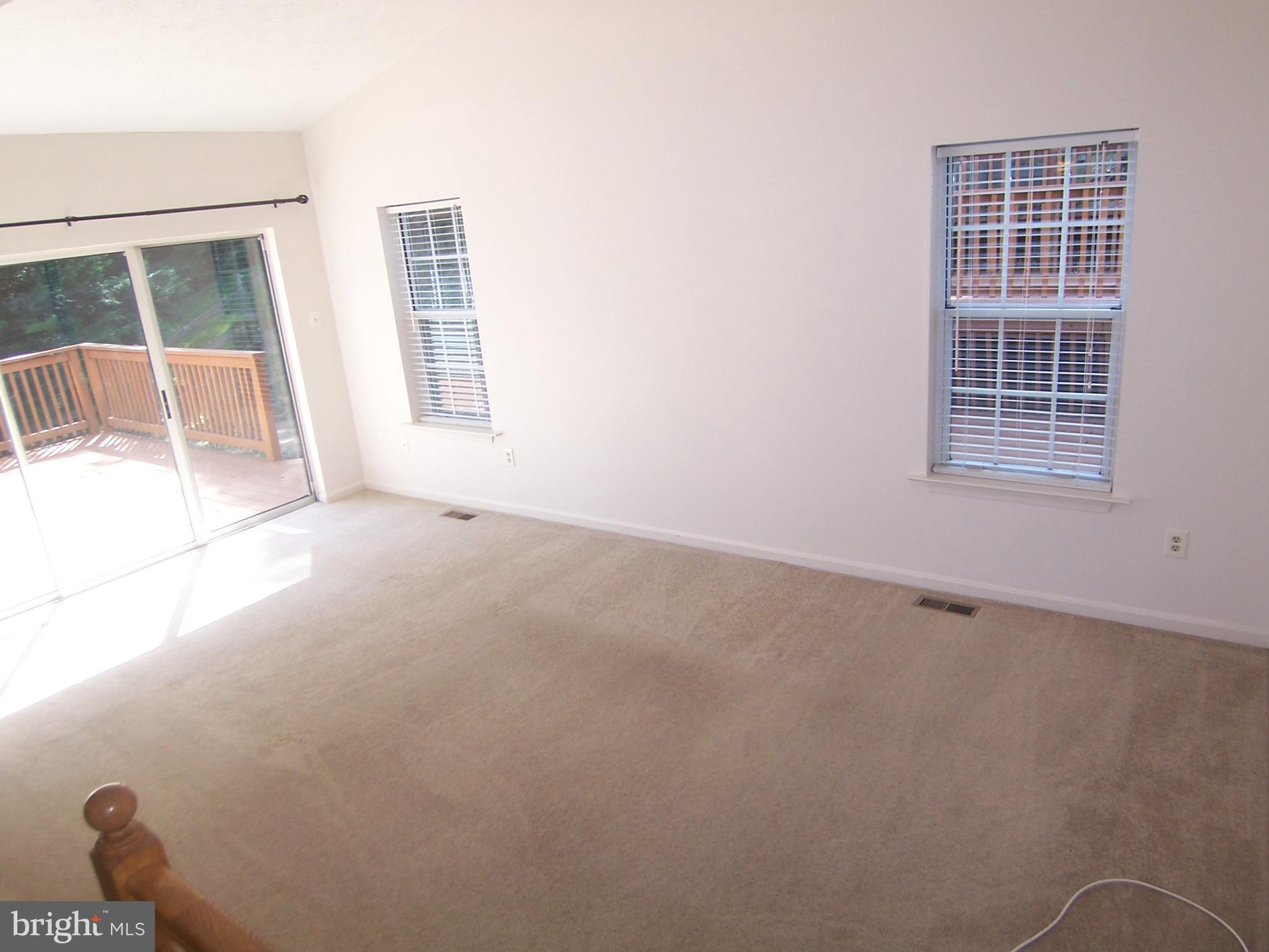 HUNTERS RUN - Residential Lease