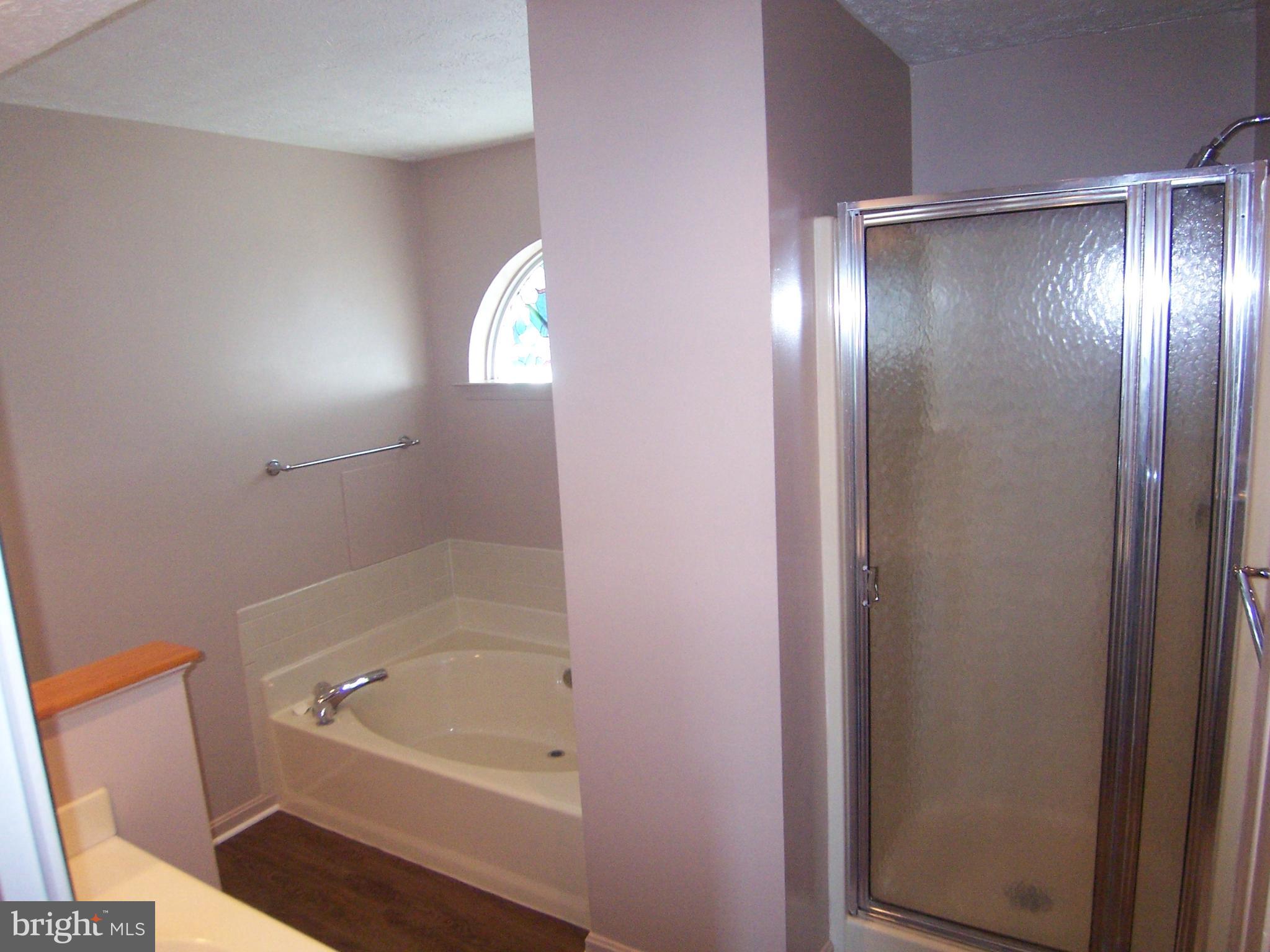 HUNTERS RUN - Residential Lease