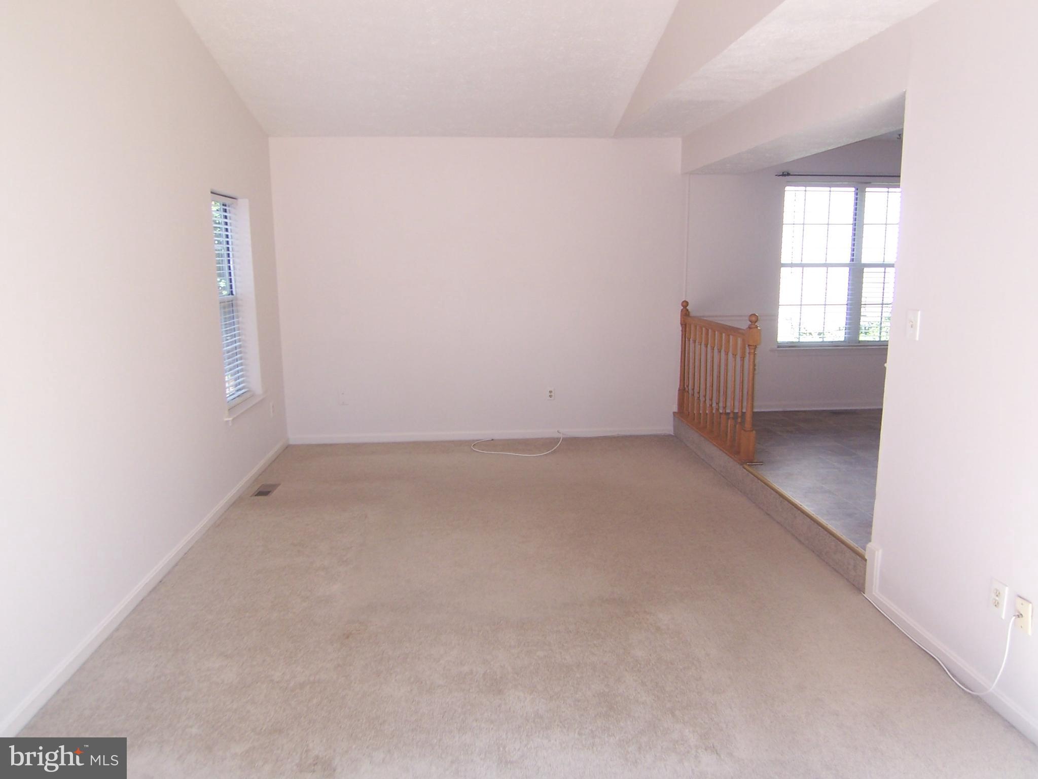 HUNTERS RUN - Residential Lease