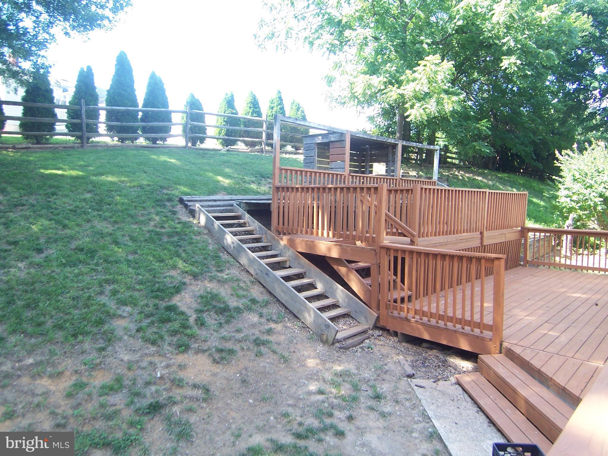 HUNTERS RUN - Residential Lease